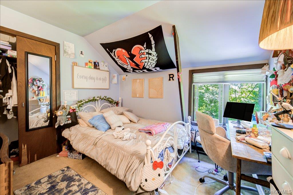 10-12 Woodlea Road Property Photo 42