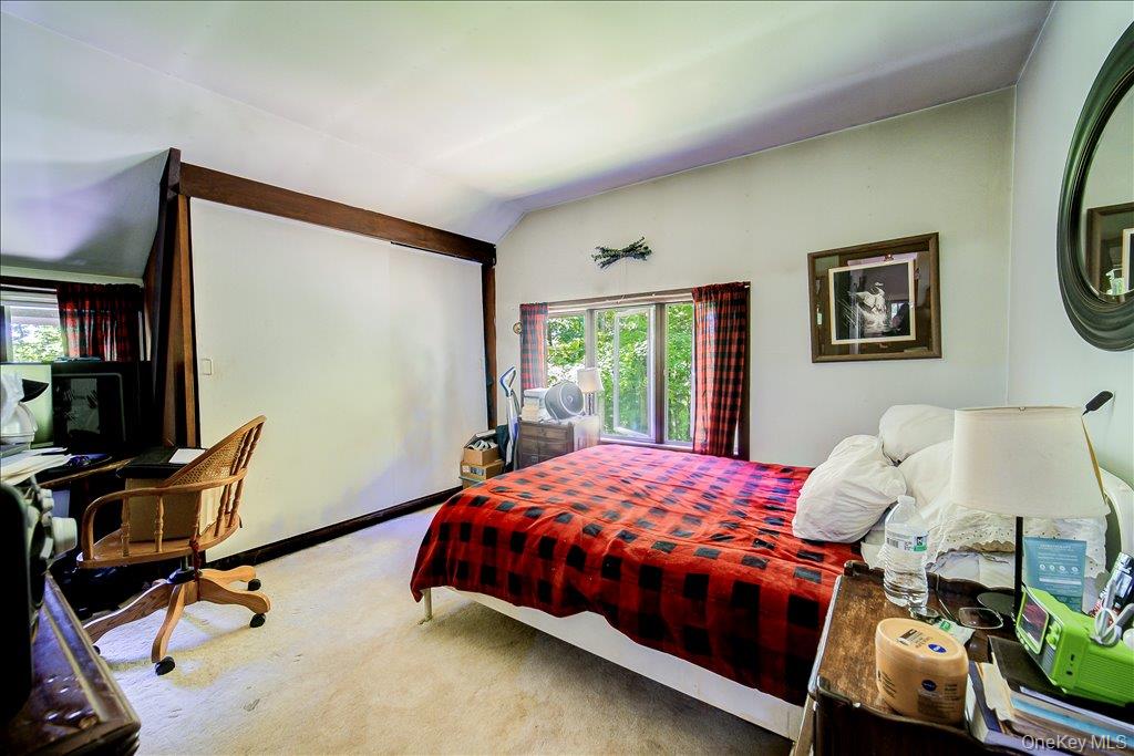 10-12 Woodlea Road Property Photo 43
