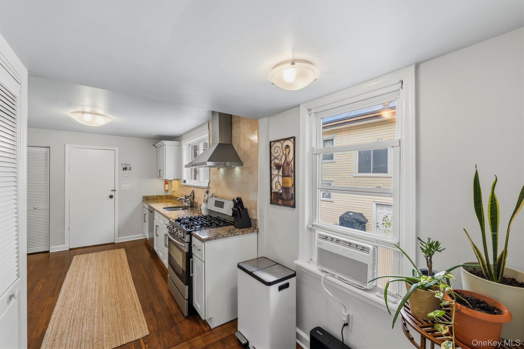 165 Hale Avenue Property Photo 8