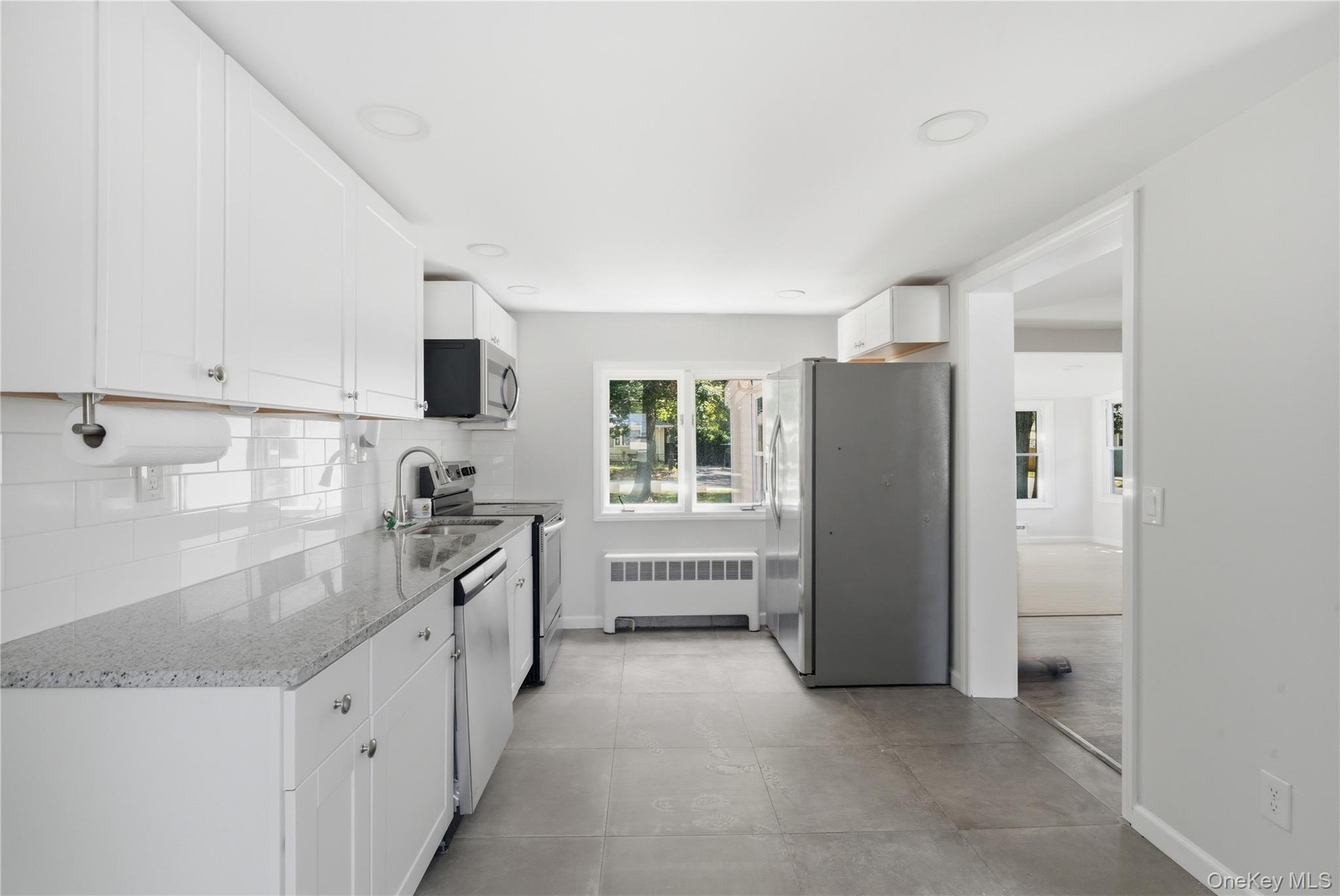99 Green Avenue Property Photo 3
