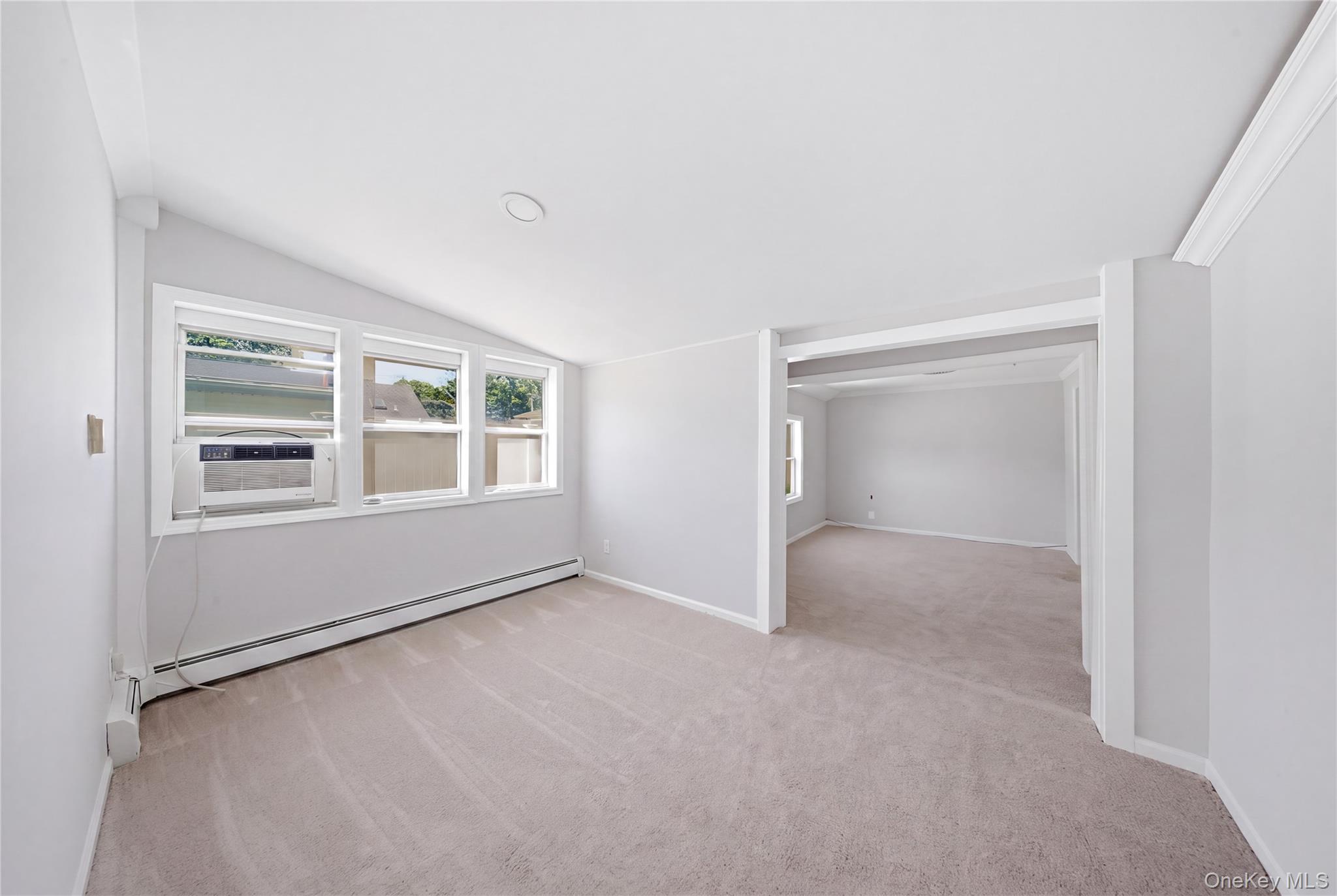 99 Green Avenue Property Photo 9