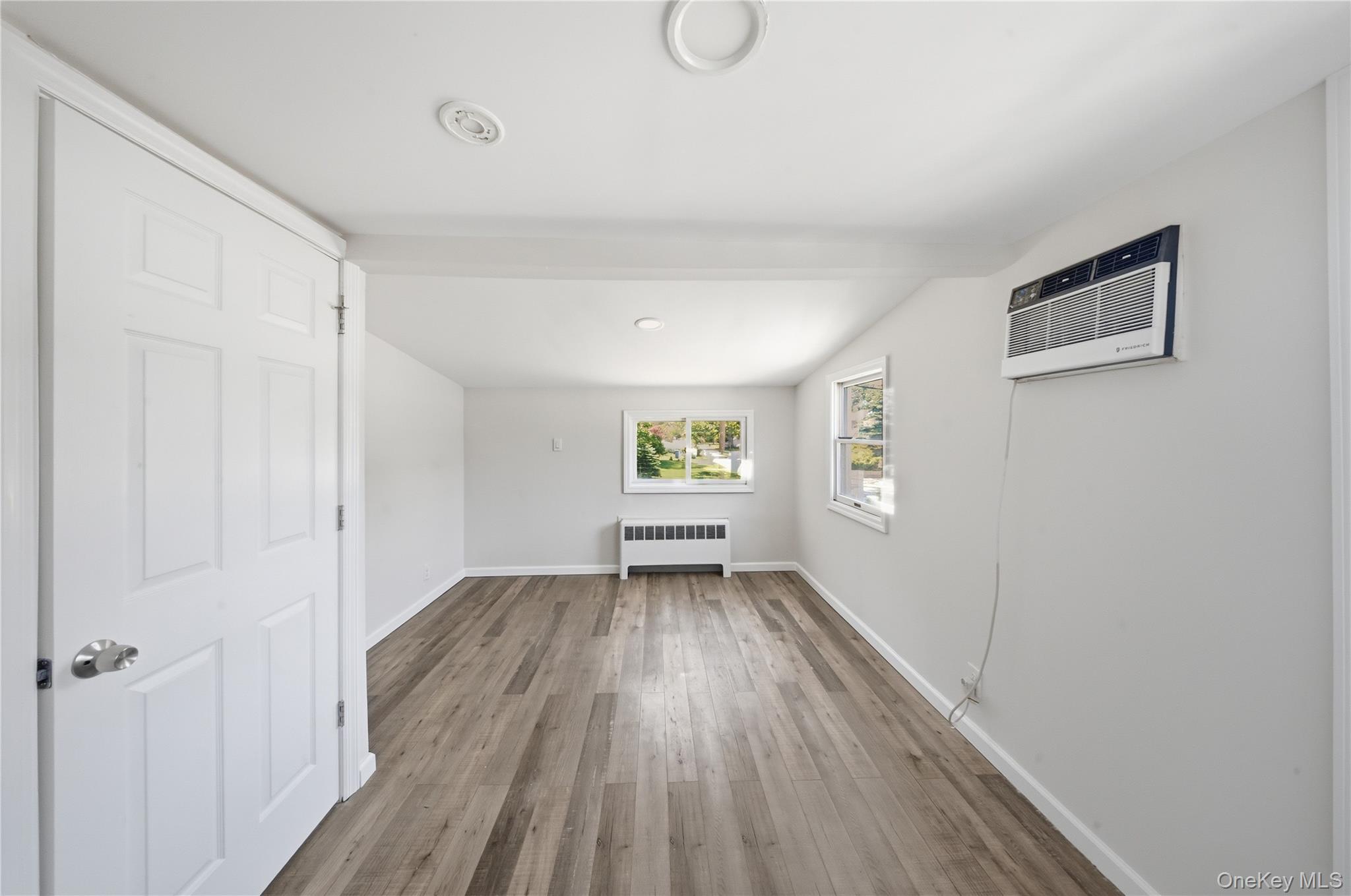 99 Green Avenue Property Photo 10