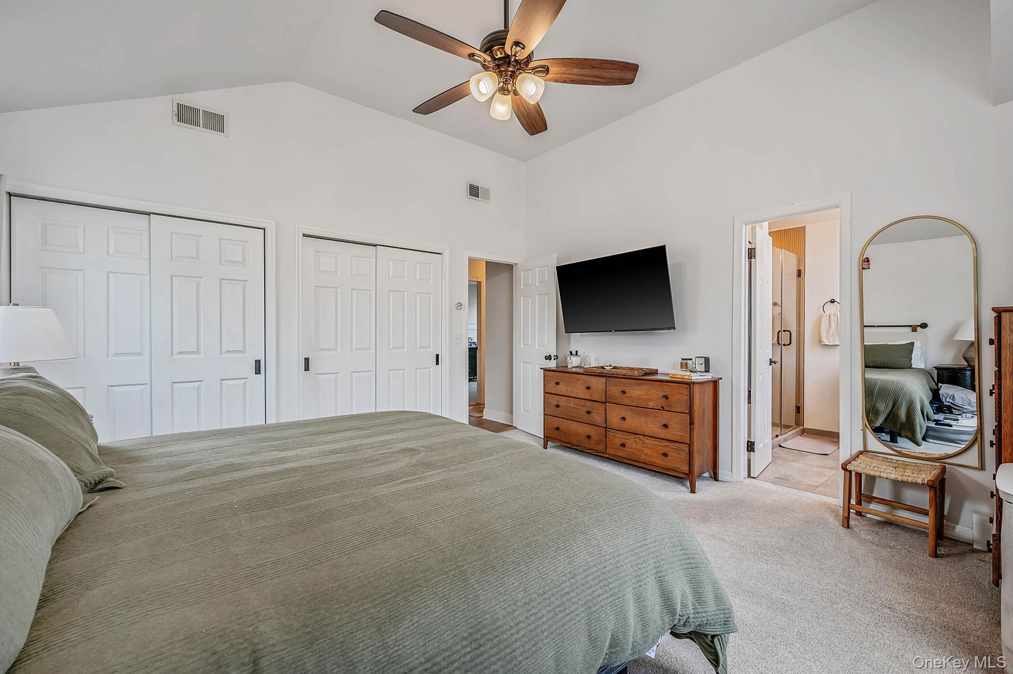 134 Paris Court Property Photo 14