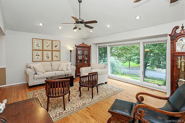 7 Beatrice Lane Property Photo 3
