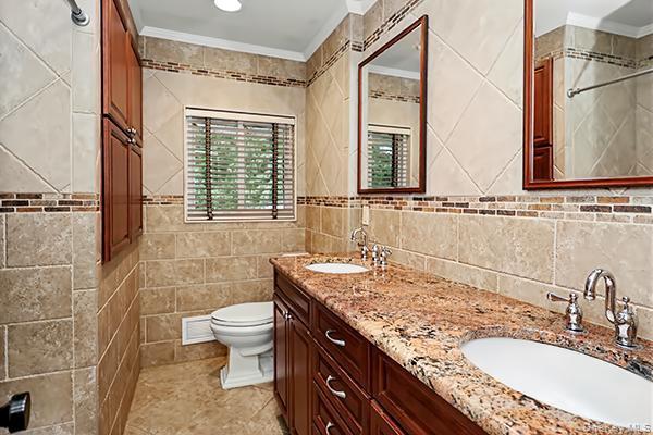 7 Beatrice Lane Property Photo 13