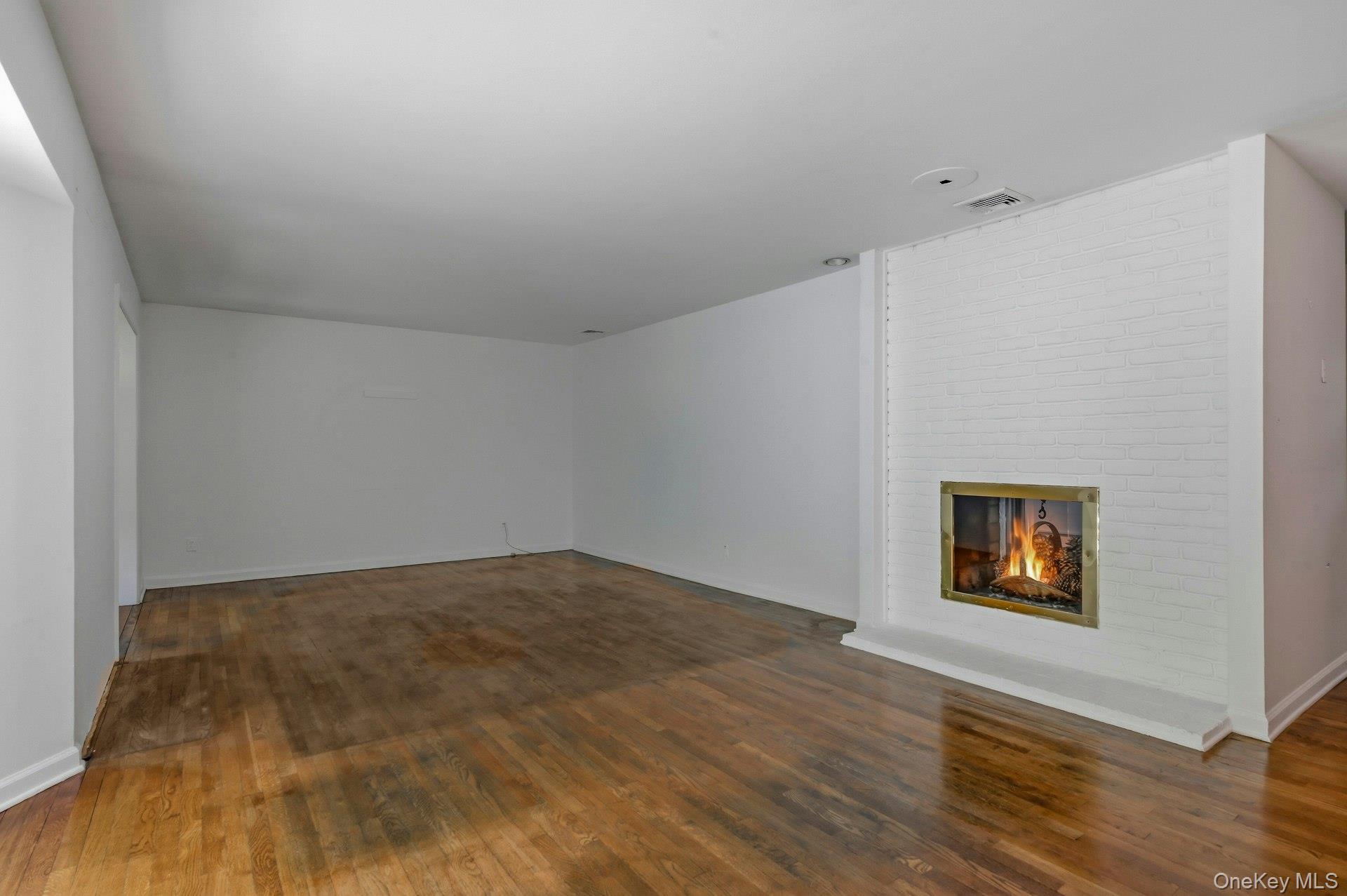 5 Libby Drive Property Photo 6