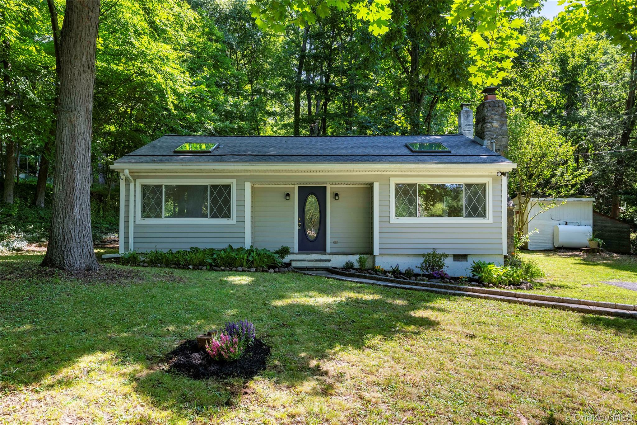6 Hemlock Trail Court Property Photo 16