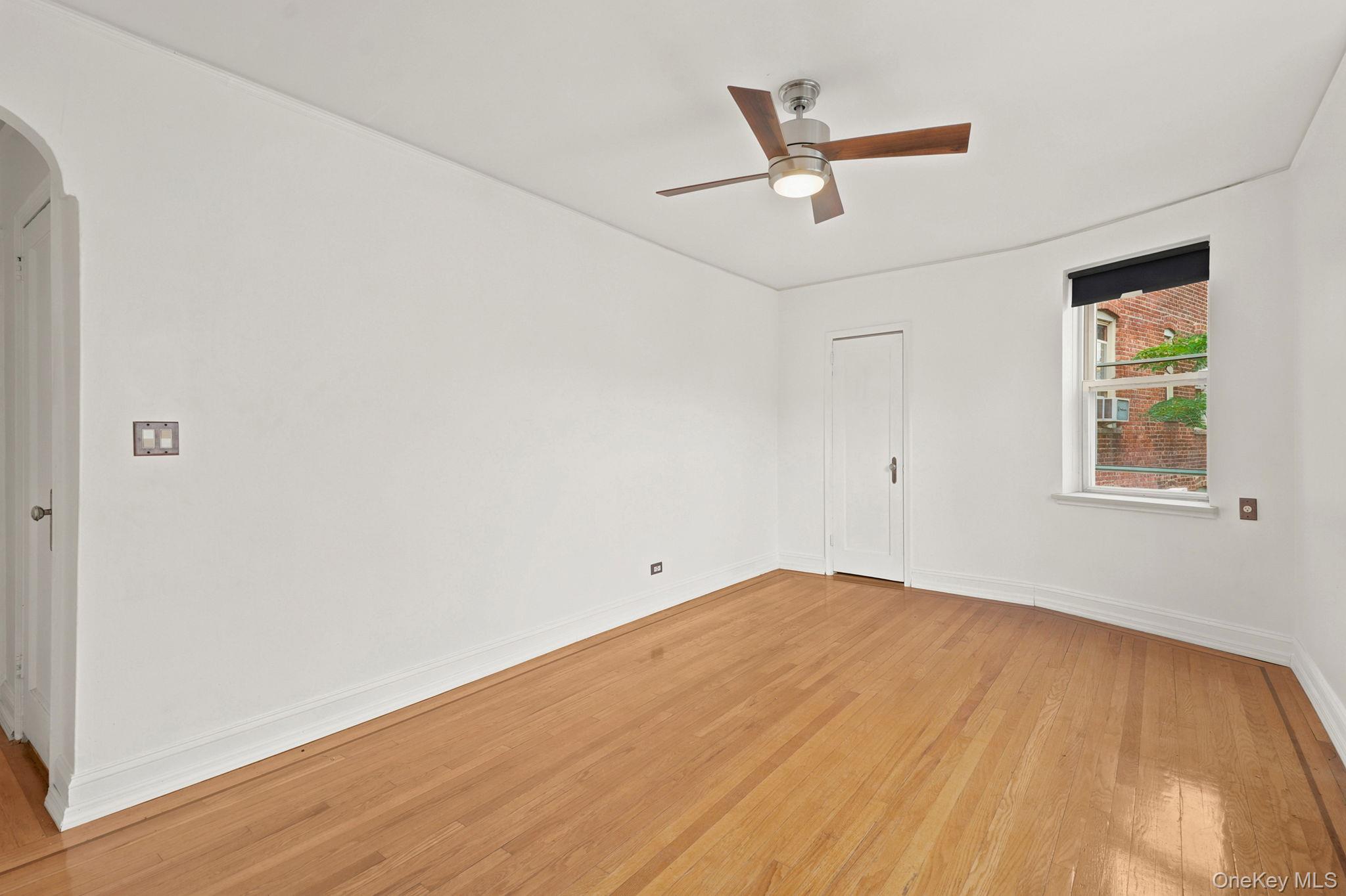 2160 Bronx Park 6j Property Photo 13