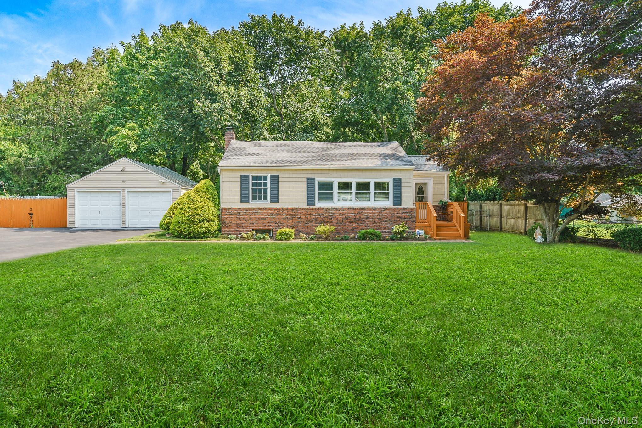 6 Hines Road Property Photo 2