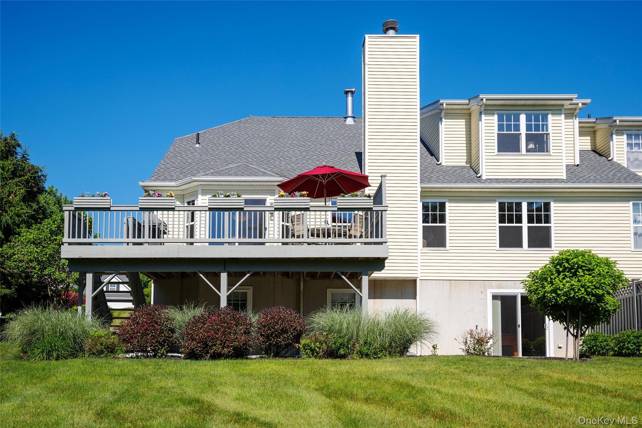 5 Equestrian Way Property Photo 2