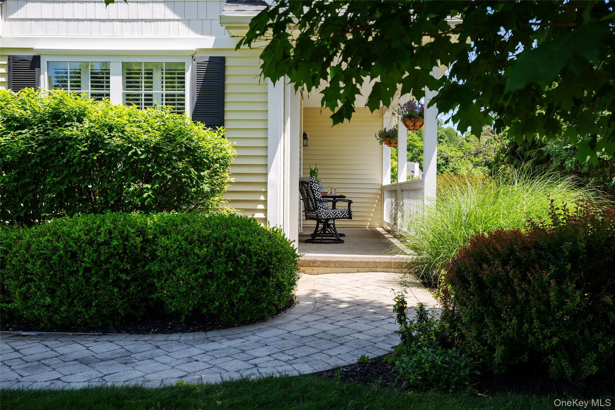 5 Equestrian Way Property Photo 3