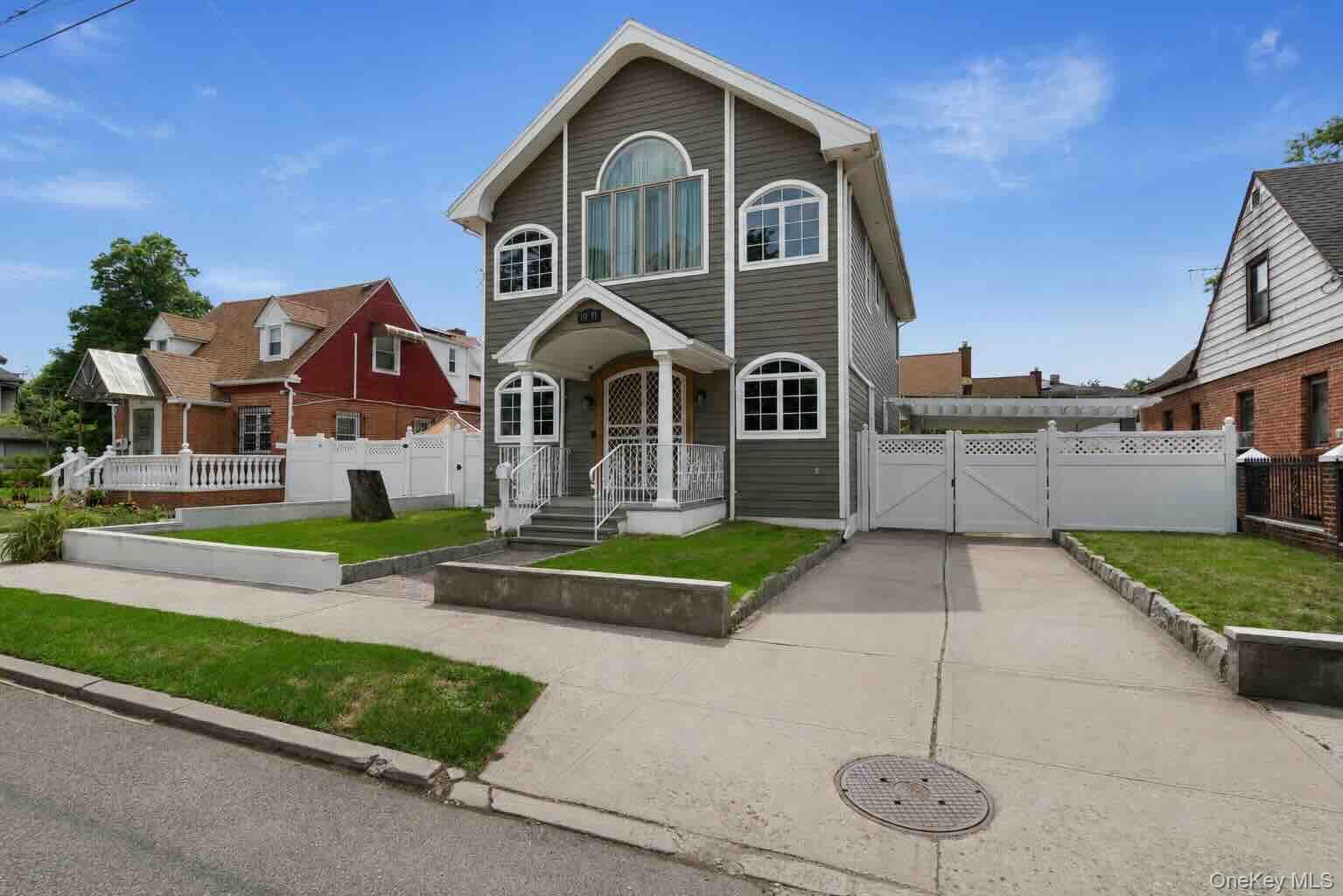 1011 Bay 24th Street Property Photo 1