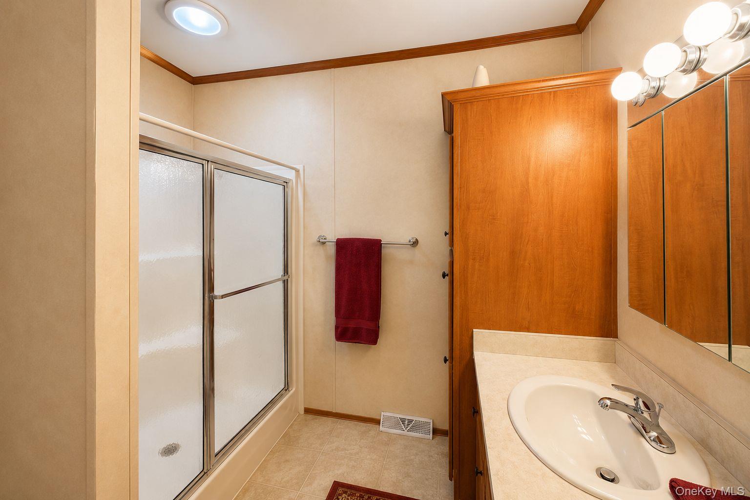 131 Rymrock Road 18 Property Photo 11