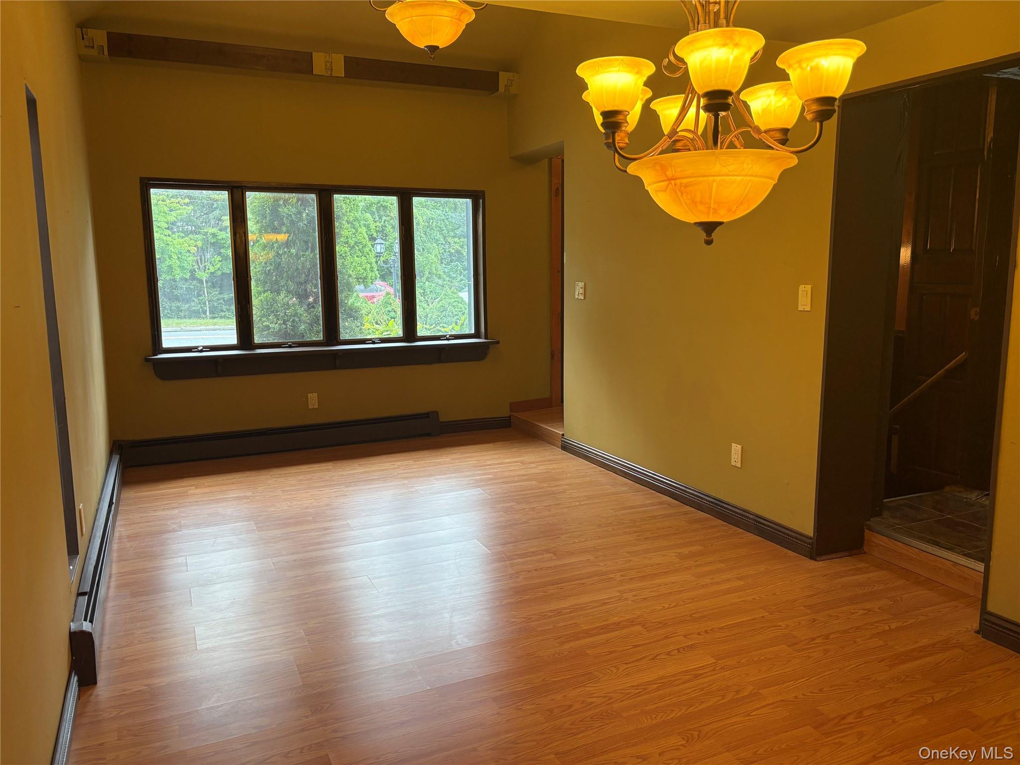 11 New York Avenue Property Photo 10