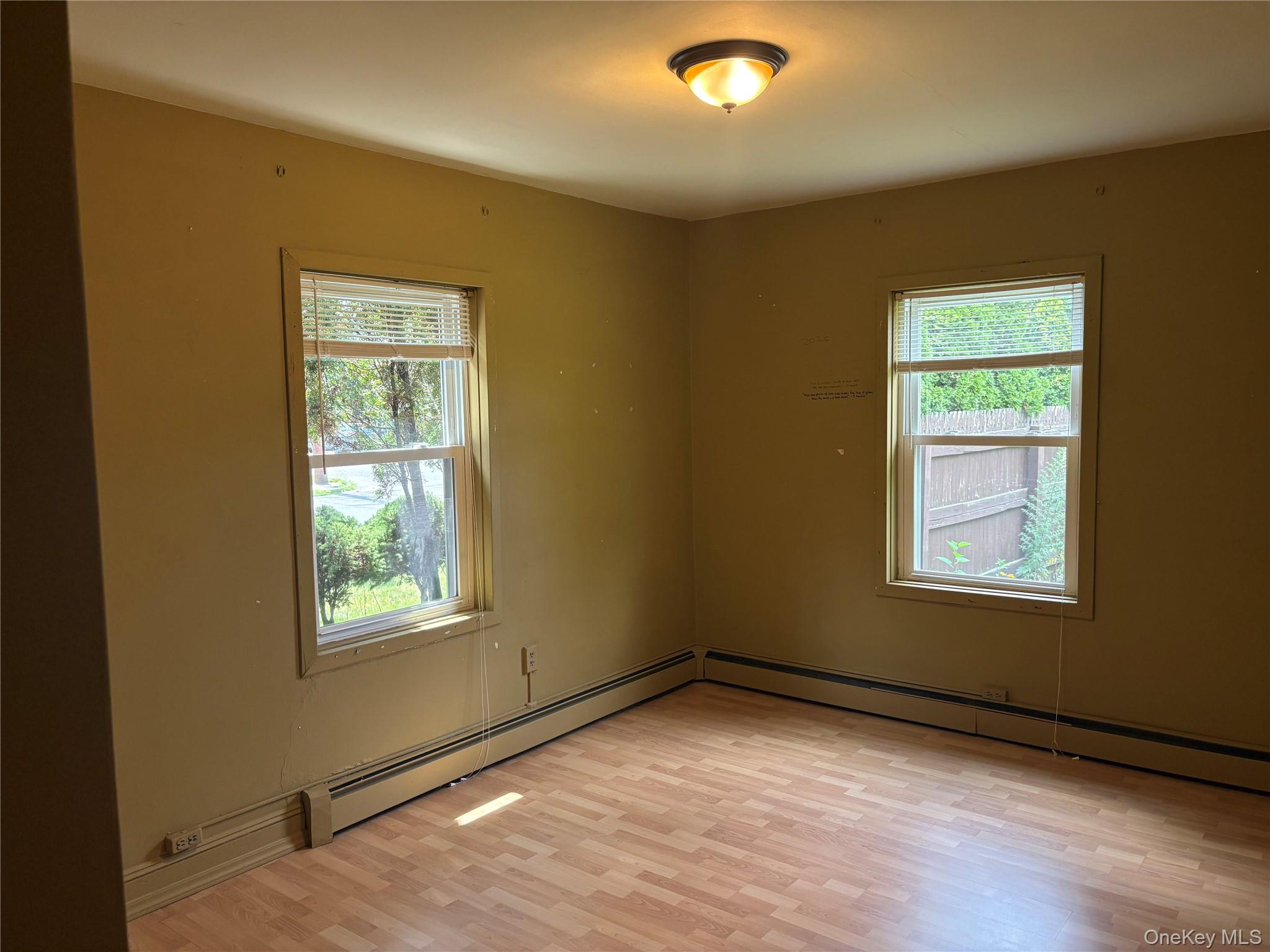 11 New York Avenue Property Photo 15