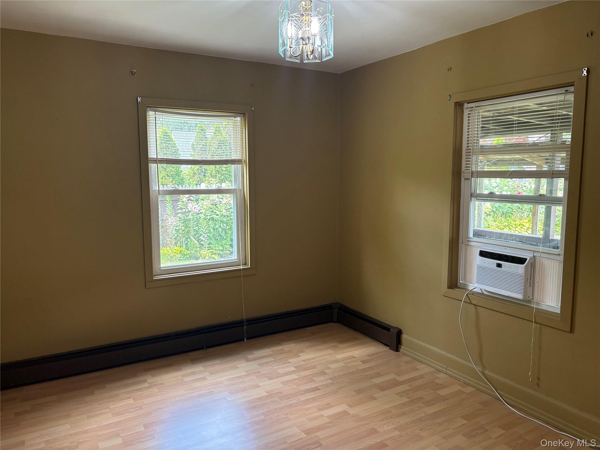 11 New York Avenue Property Photo 17
