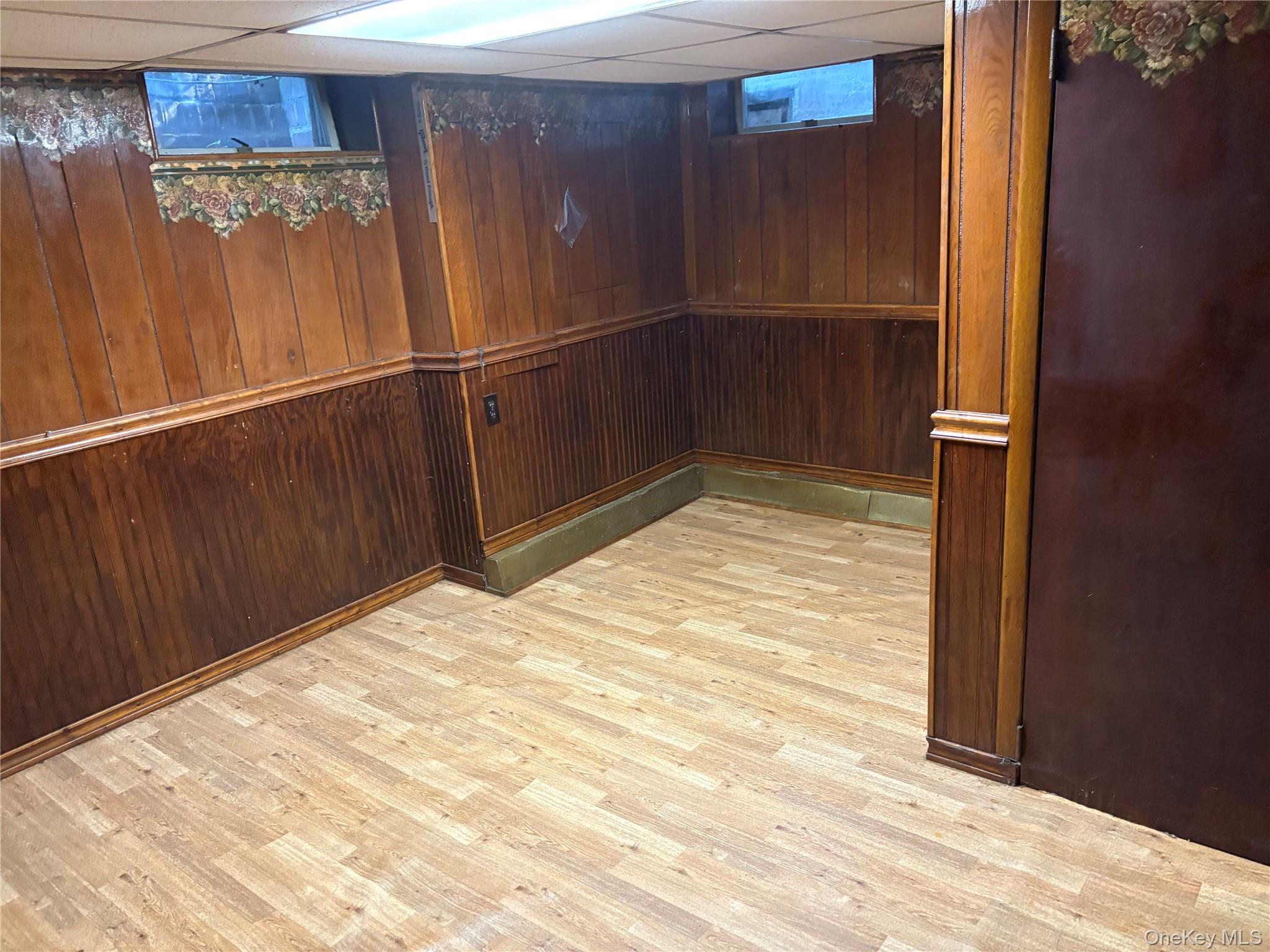 11 New York Avenue Property Photo 29