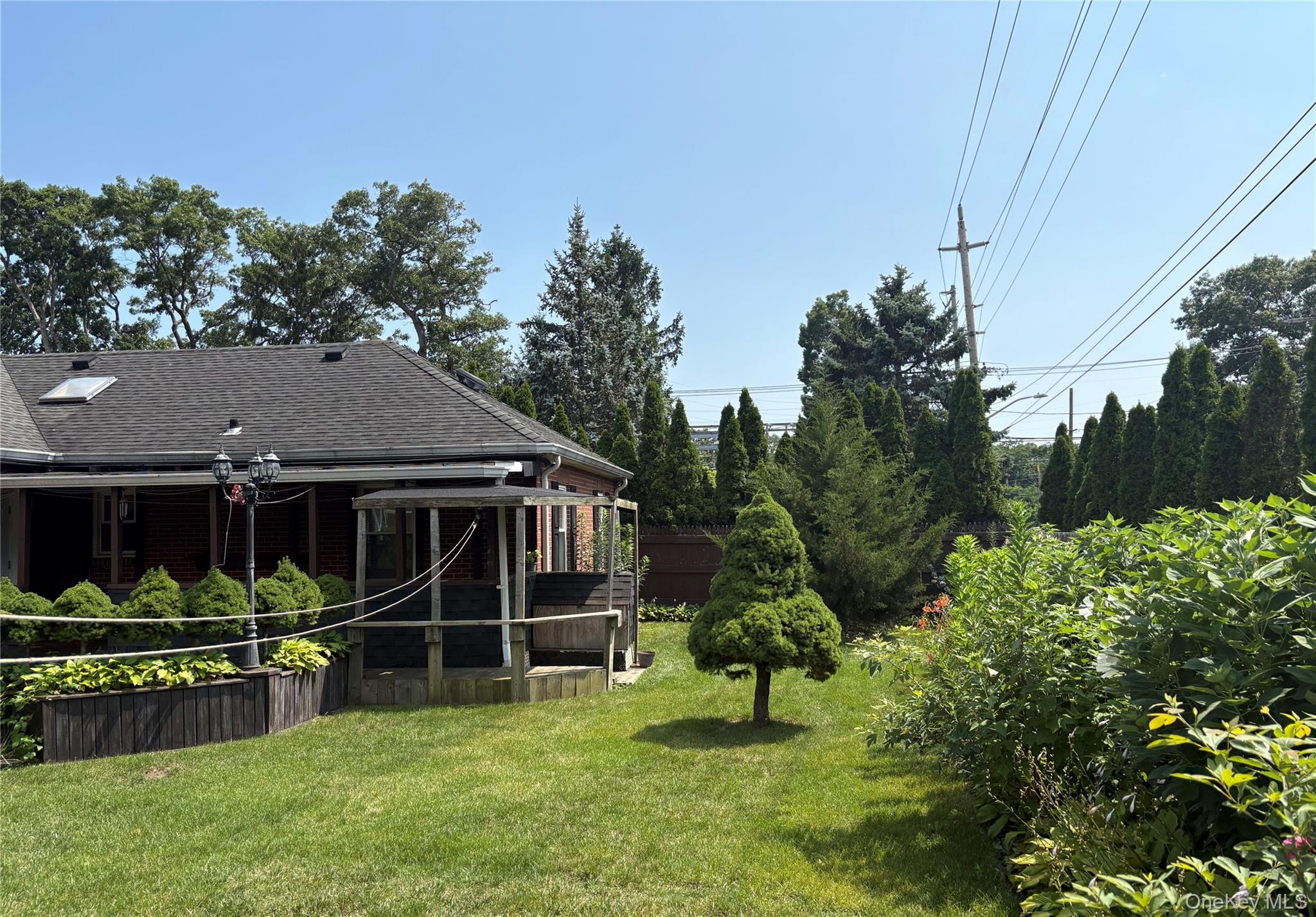 11 New York Avenue Property Photo 40