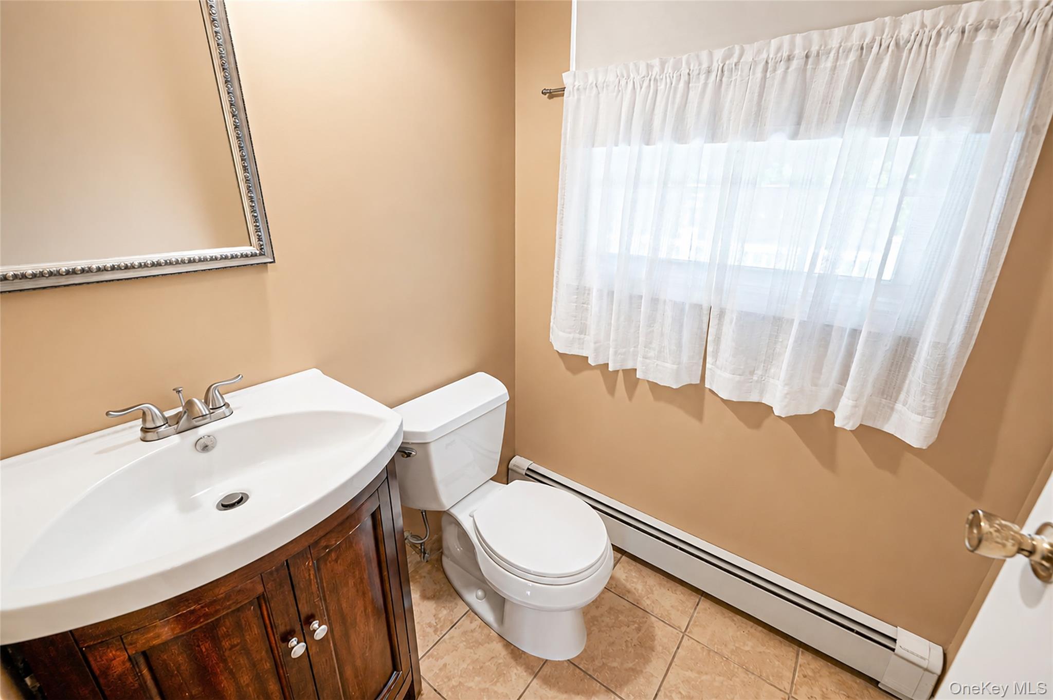 35 Royalston Lane Property Photo 17