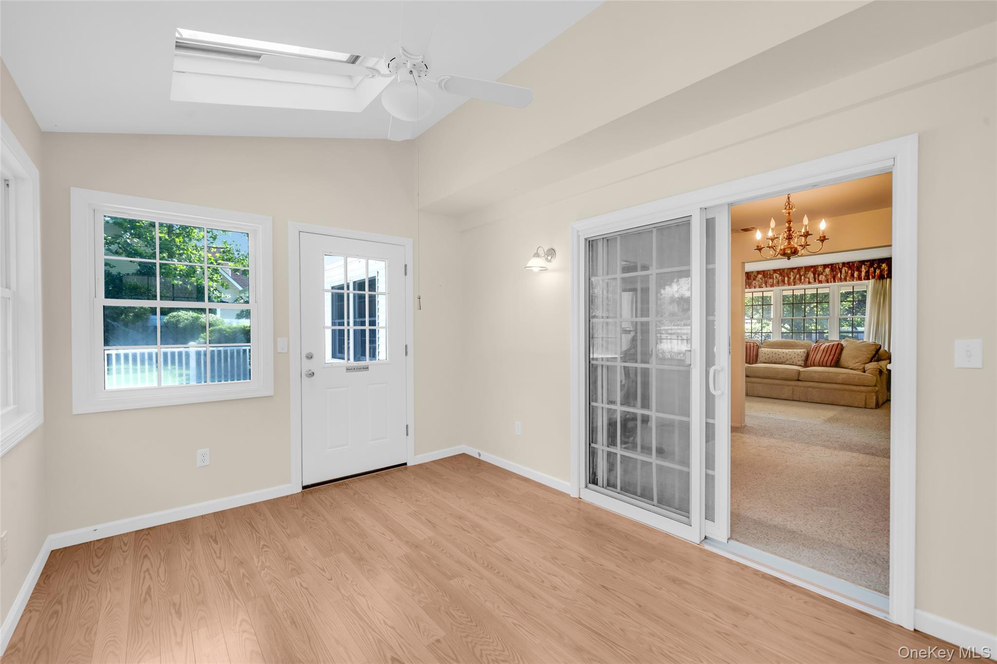35 Royalston Lane Property Photo 24