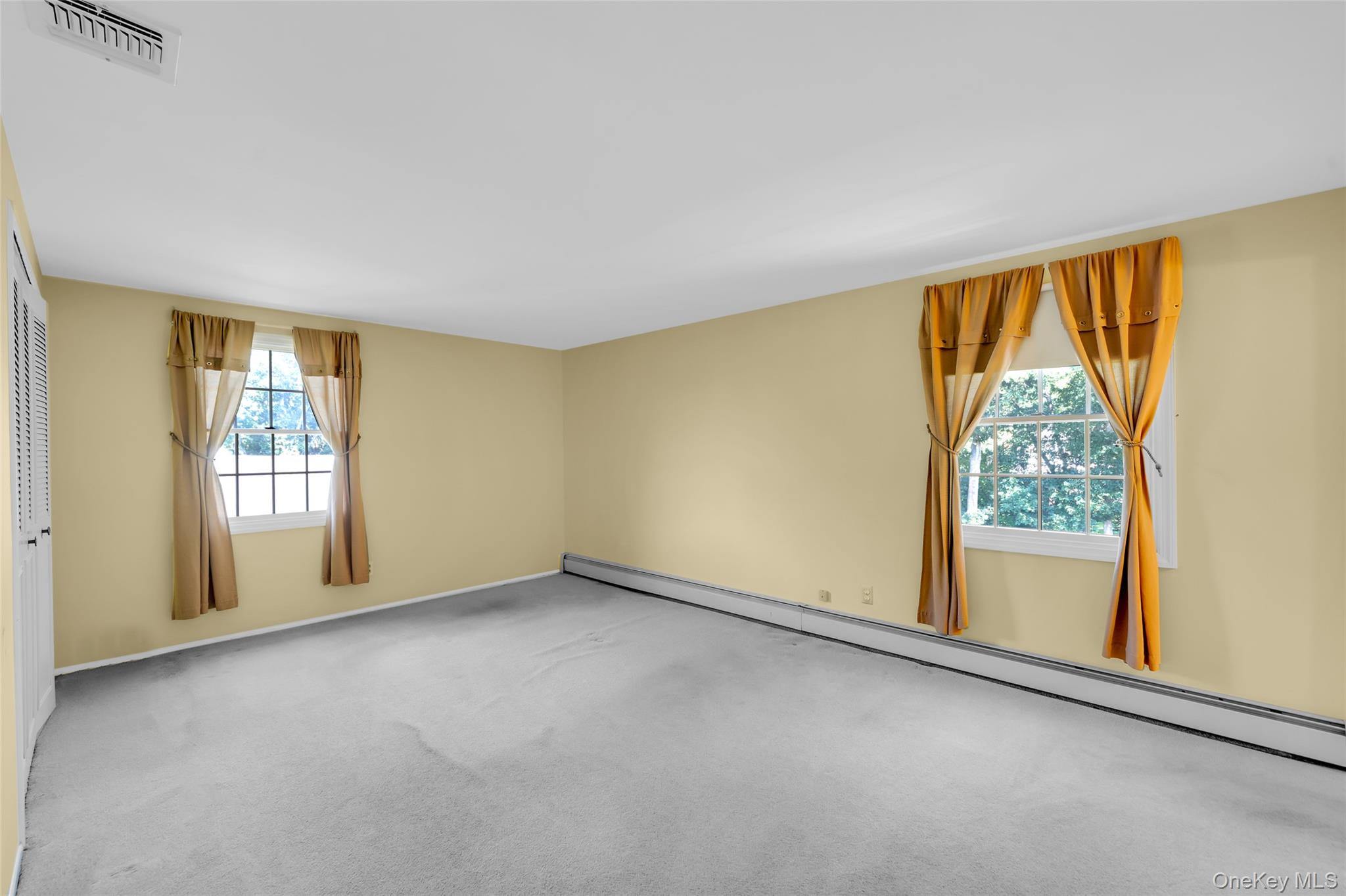 35 Royalston Lane Property Photo 28