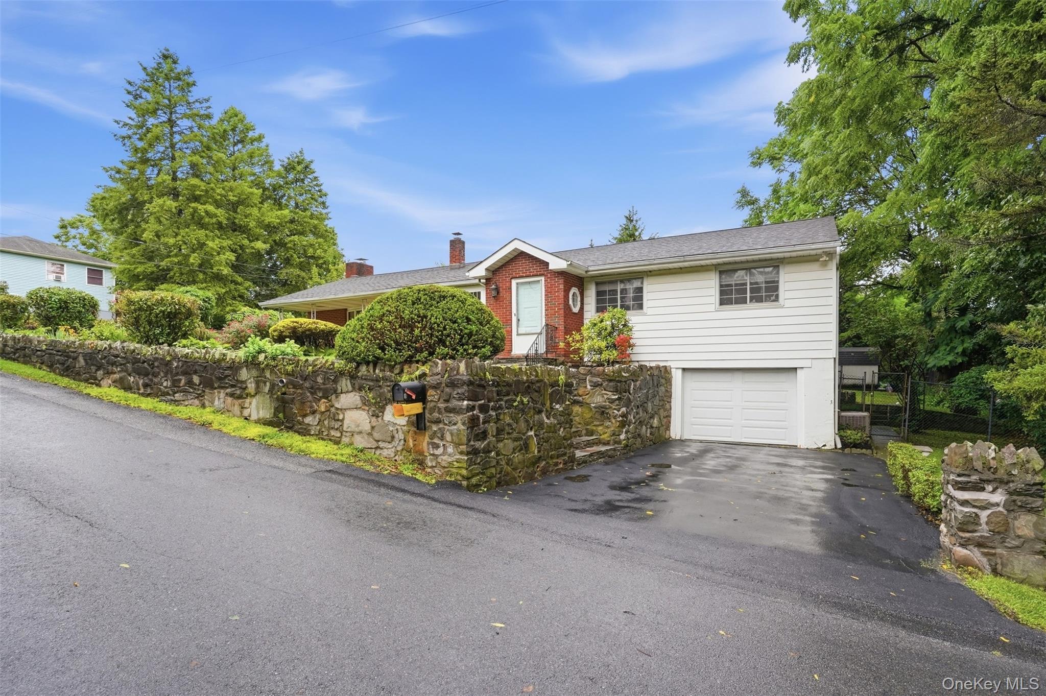 8 Boulder Road Property Photo 3