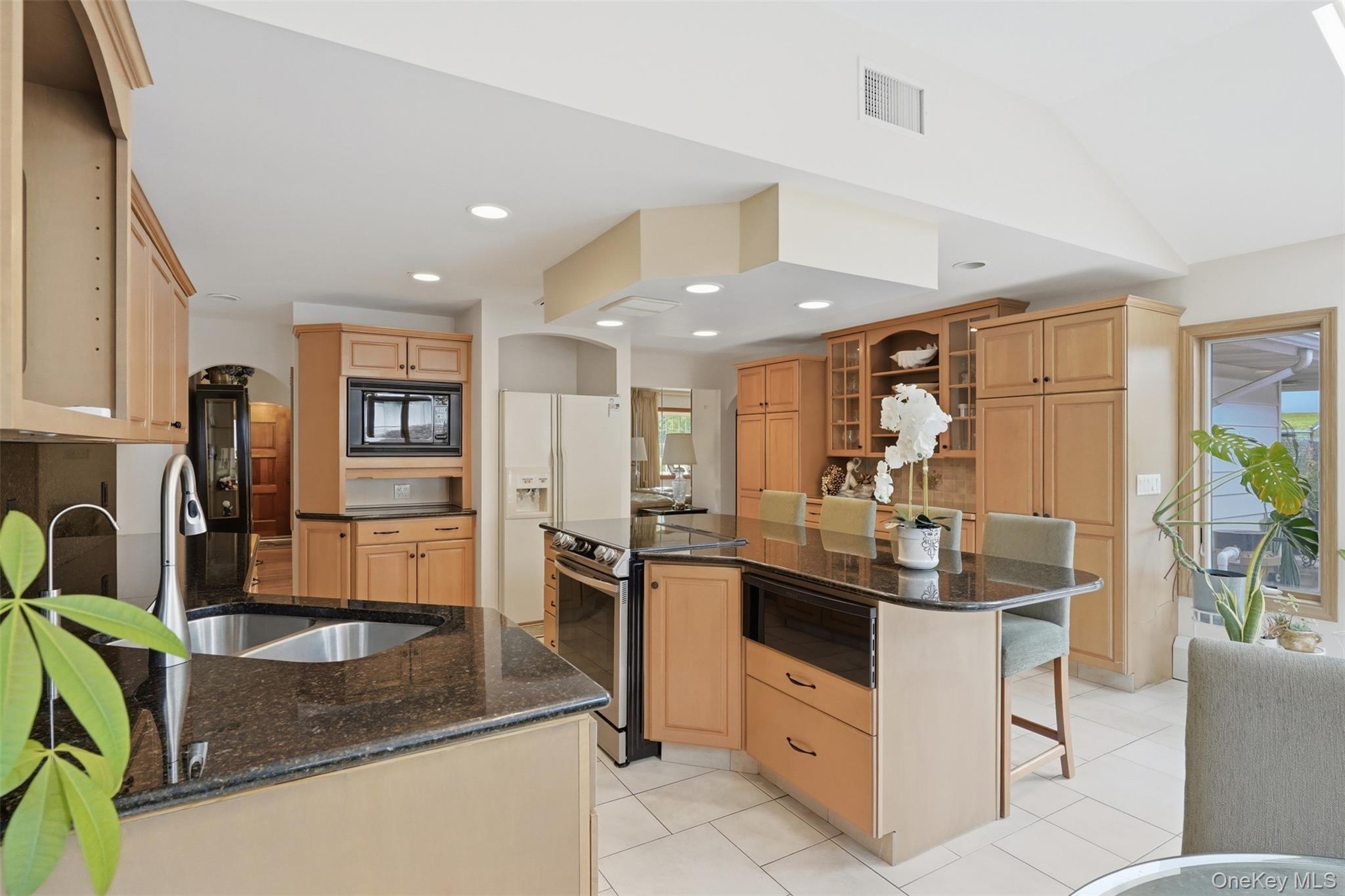 8 Boulder Road Property Photo 6