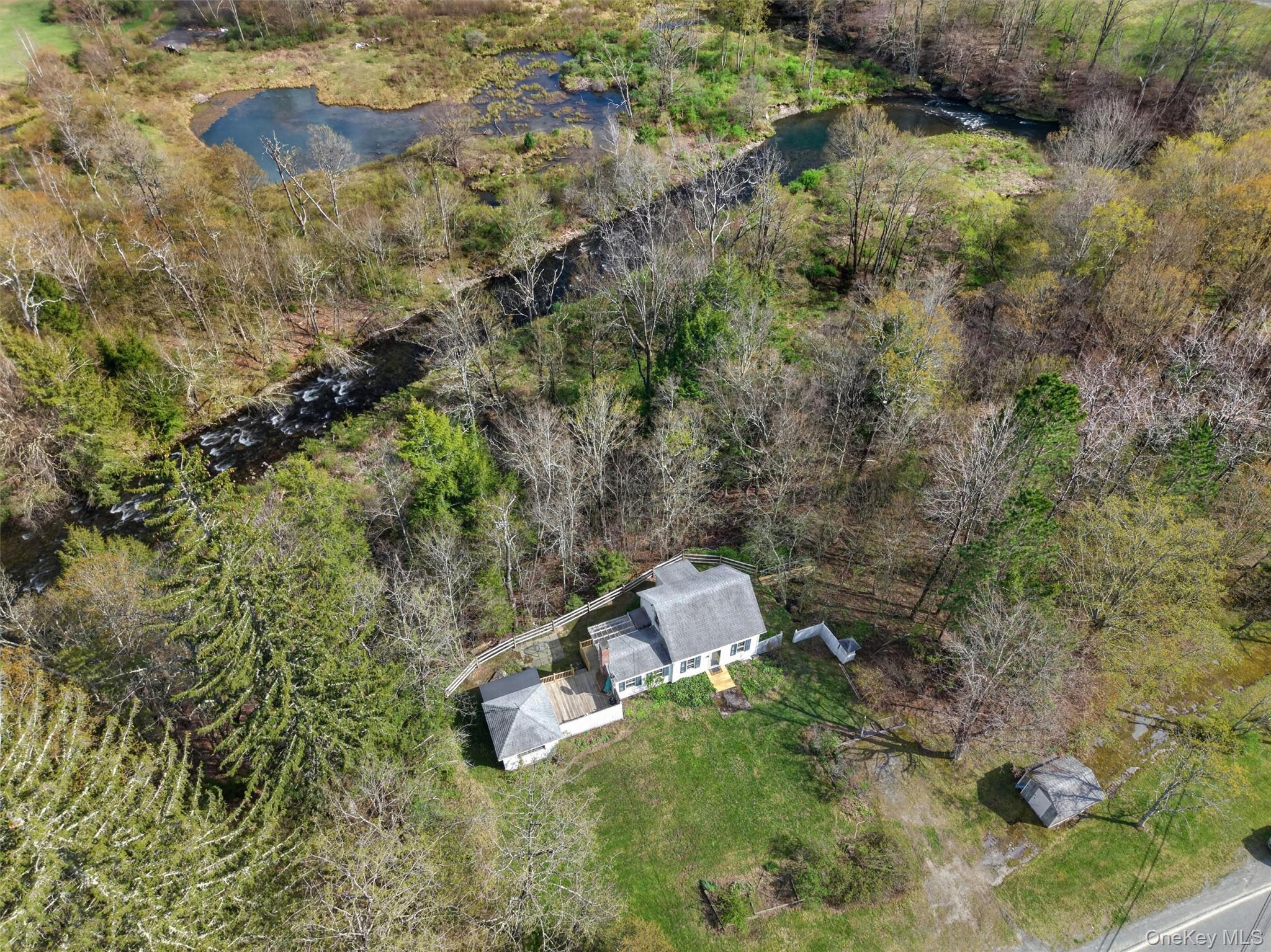 674 Debruce Road Property Photo 1