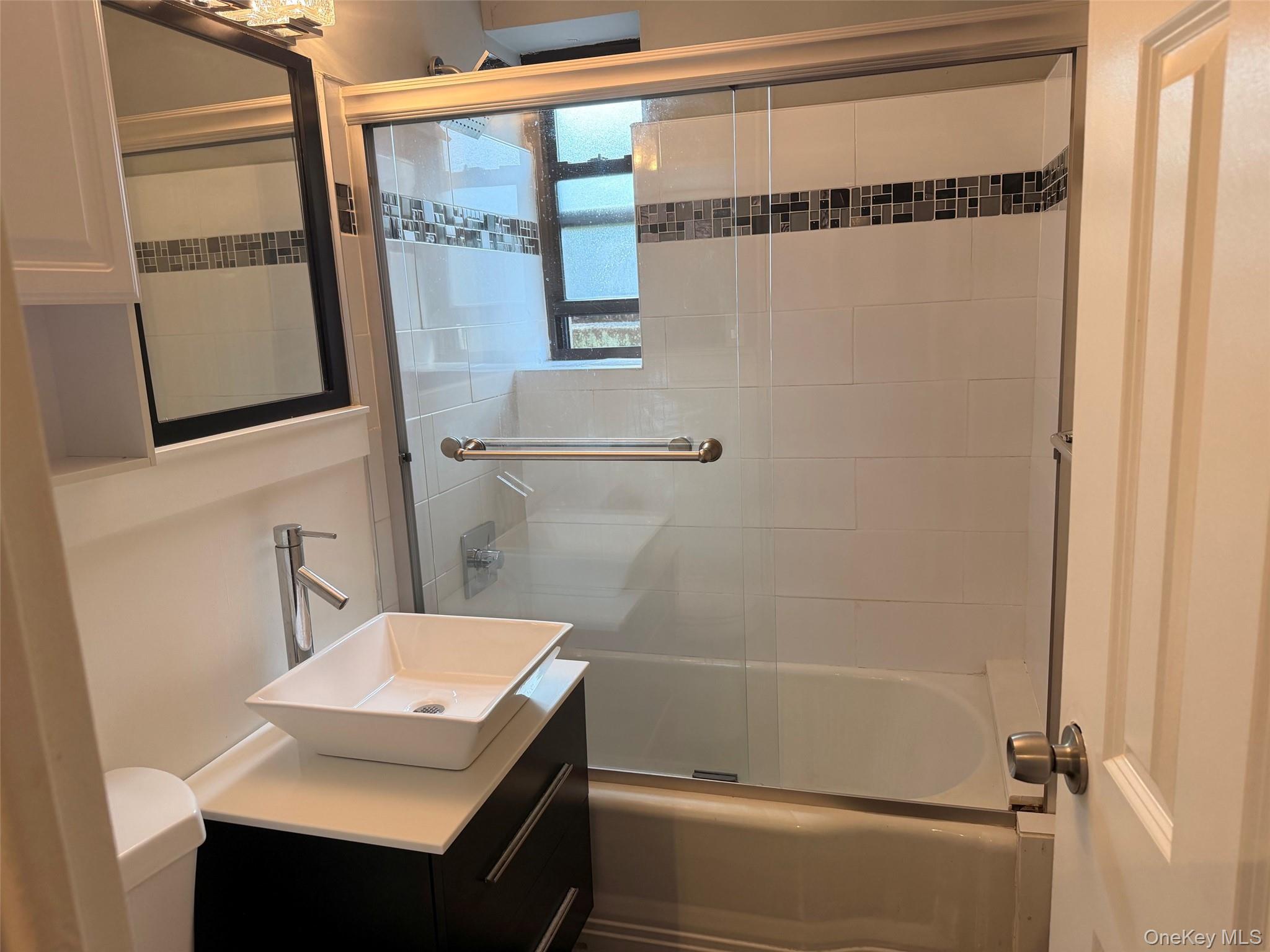 20 Shady Glen Court H Property Photo 7