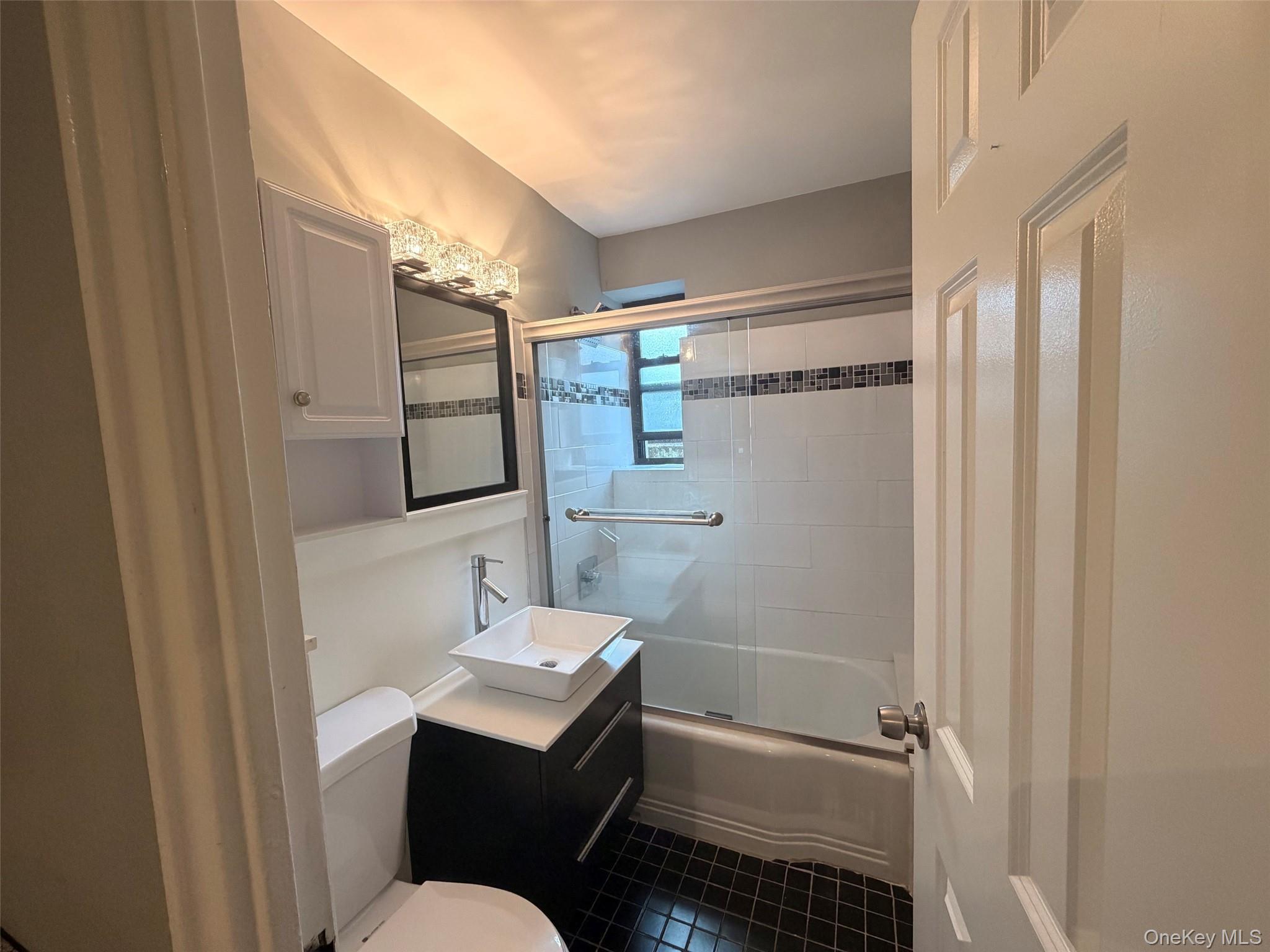 20 Shady Glen Court H Property Photo 8