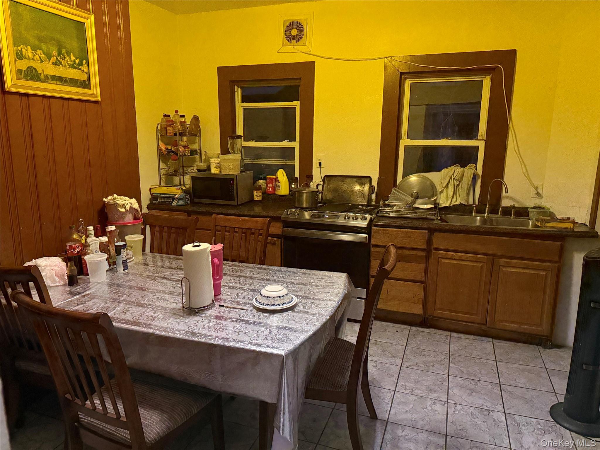 151 Amherst Street Property Photo 14