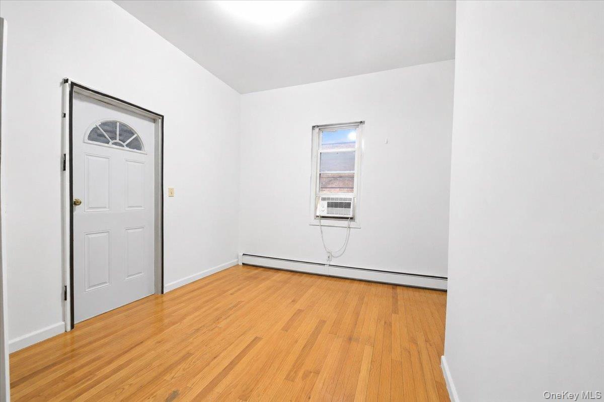 918 Summit Avenue Property Photo 6