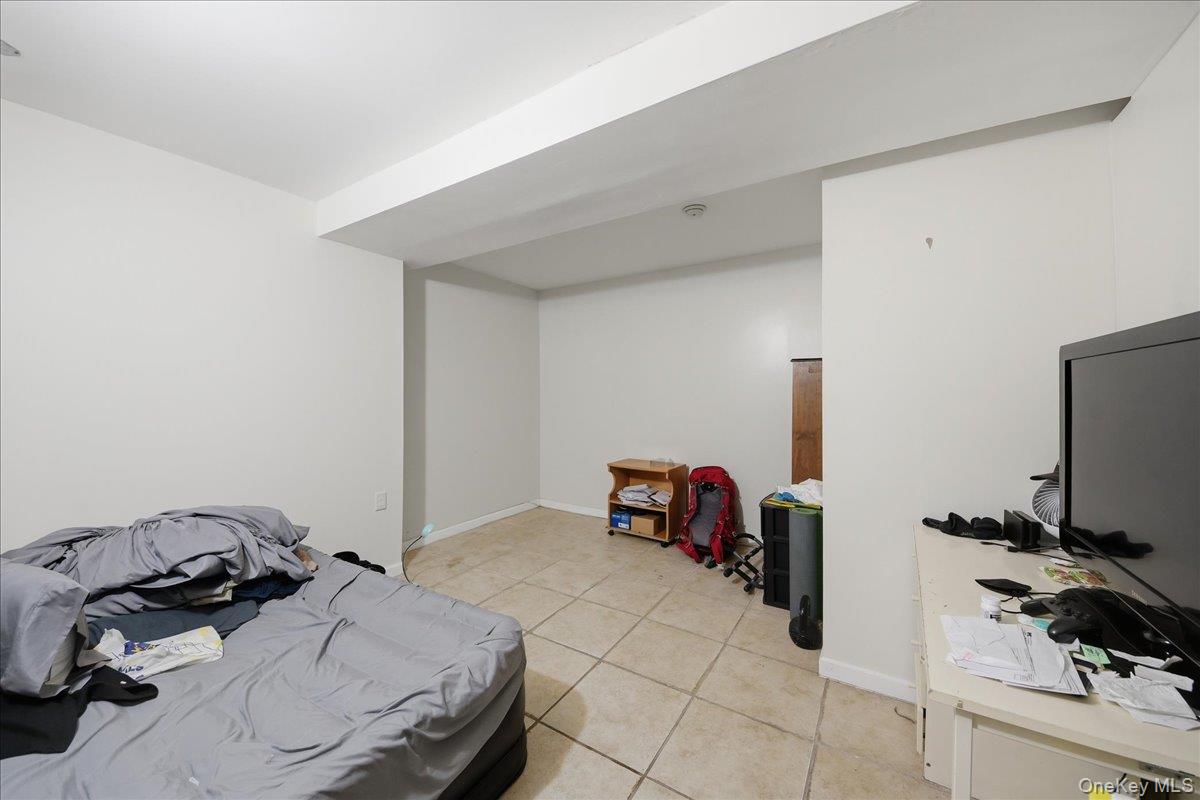 918 Summit Avenue Property Photo 29