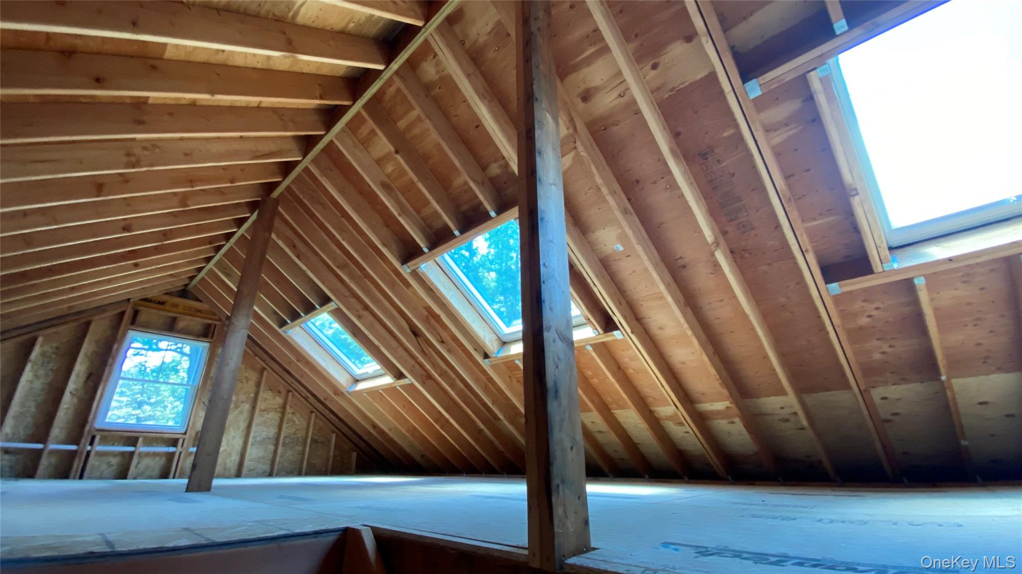 6 Renda Street Property Photo 13