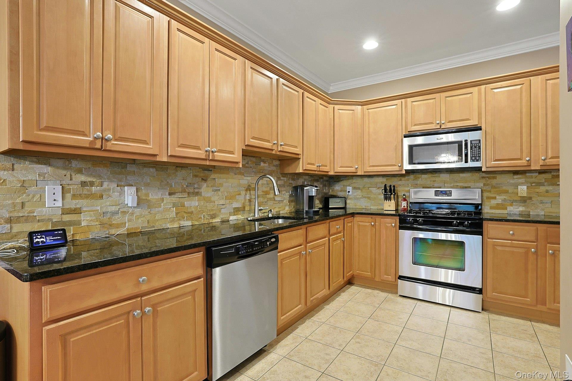 17 Winhaven Court 8 Property Photo 9
