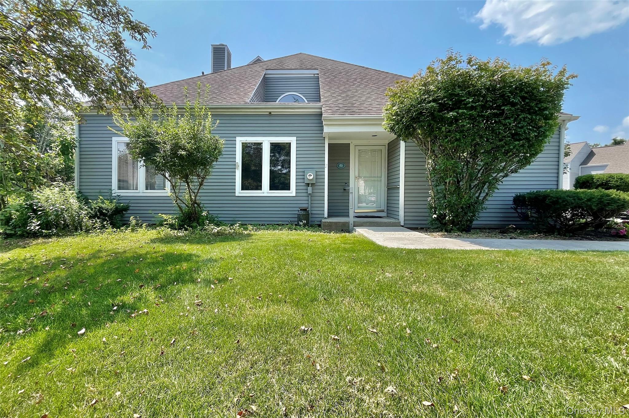 172 Fairway Drive U172 Property Photo 1