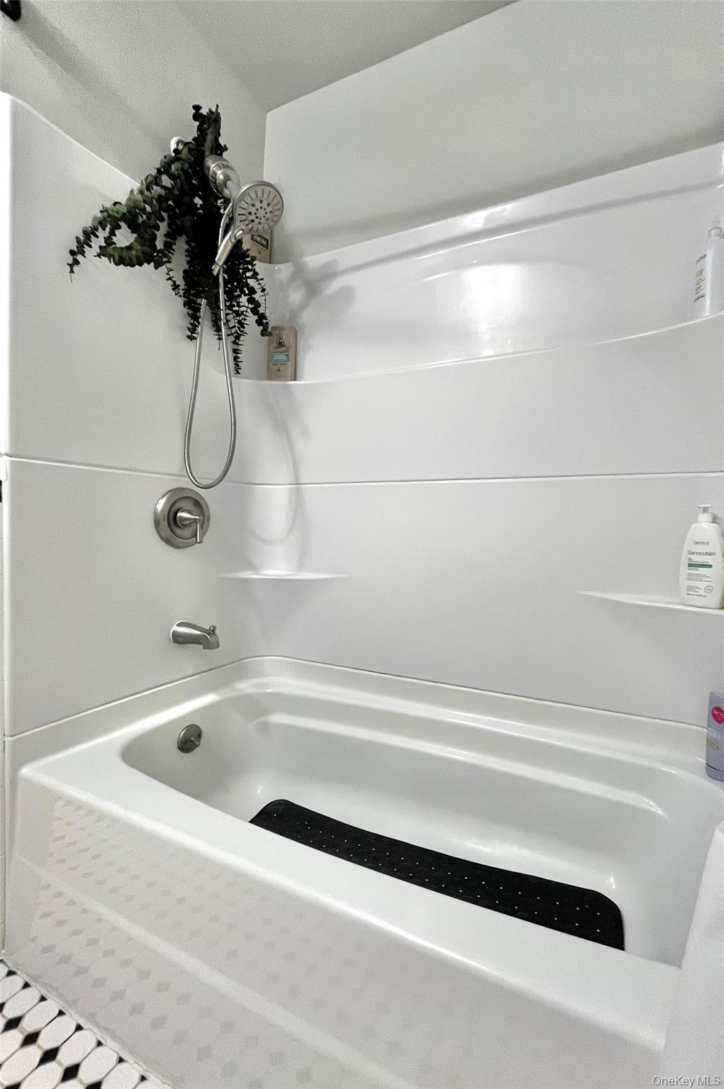 172 Fairway Drive U172 Property Photo 16