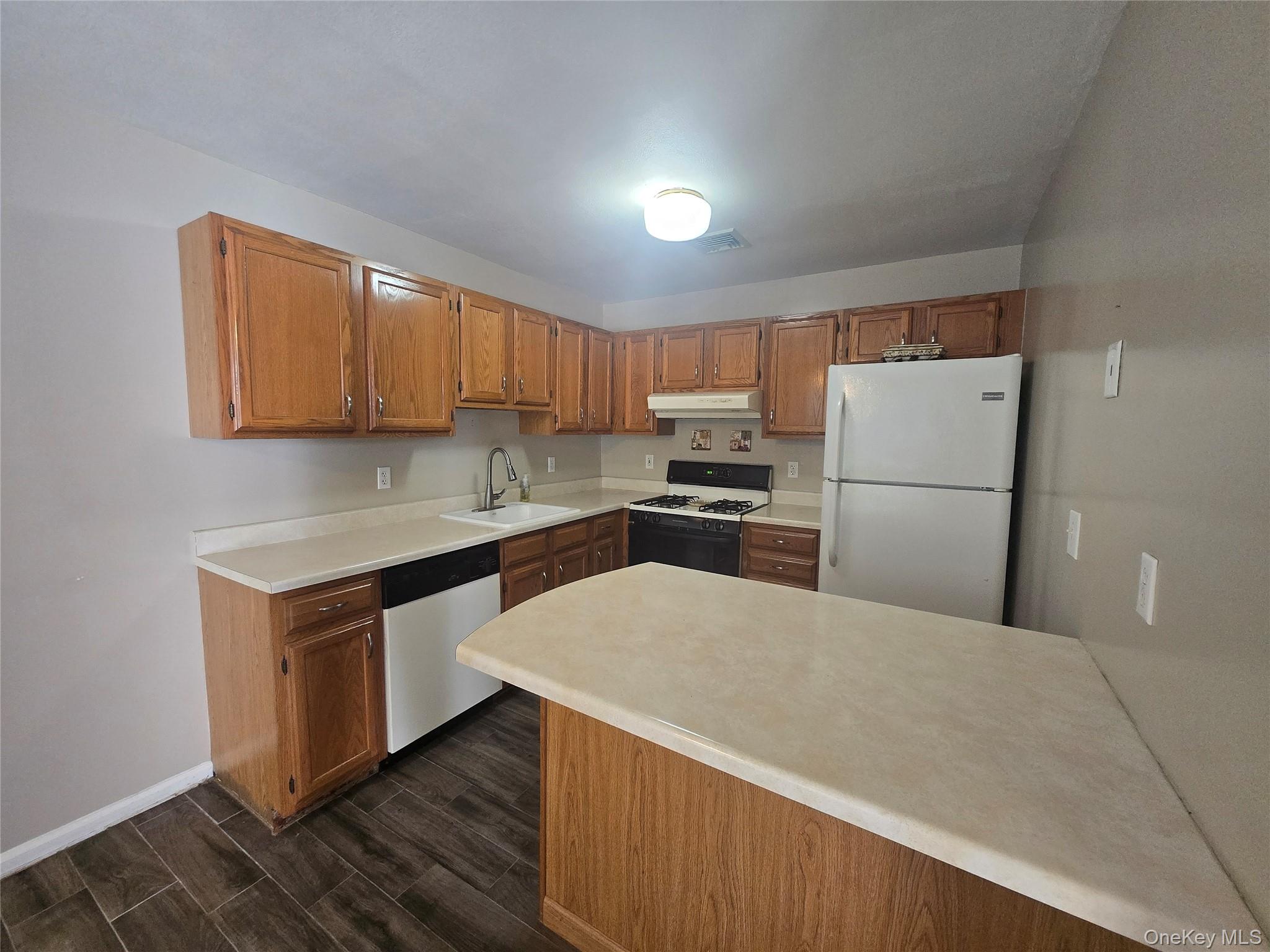 49 Jimal Drive Property Photo 11