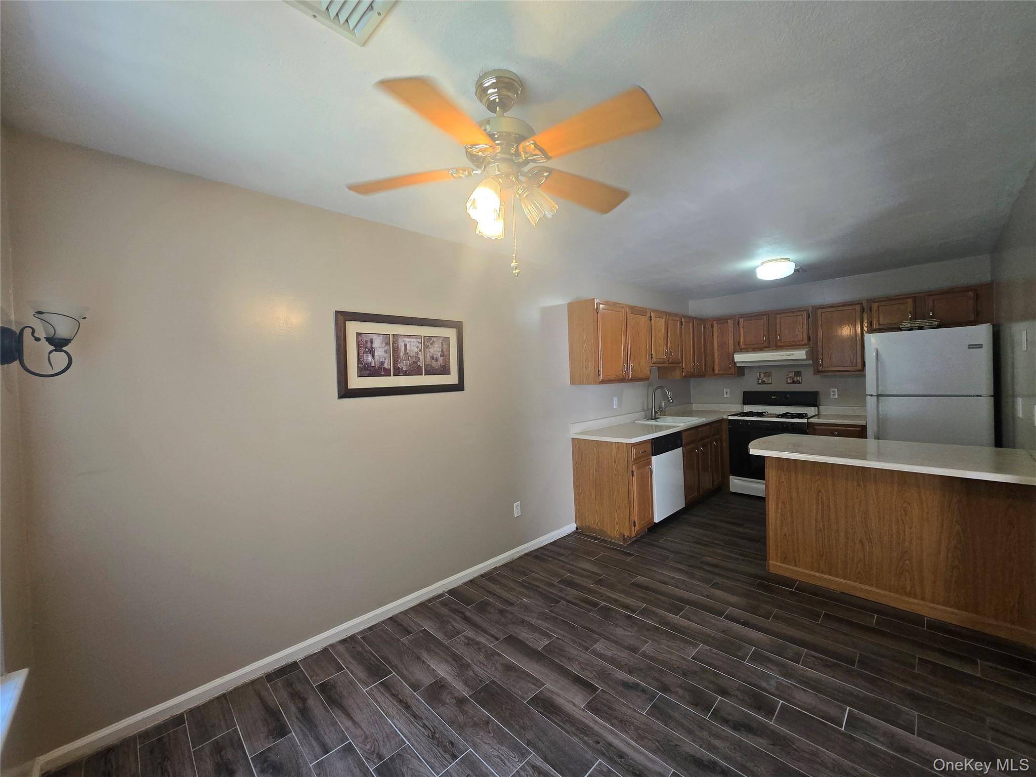49 Jimal Drive Property Photo 12
