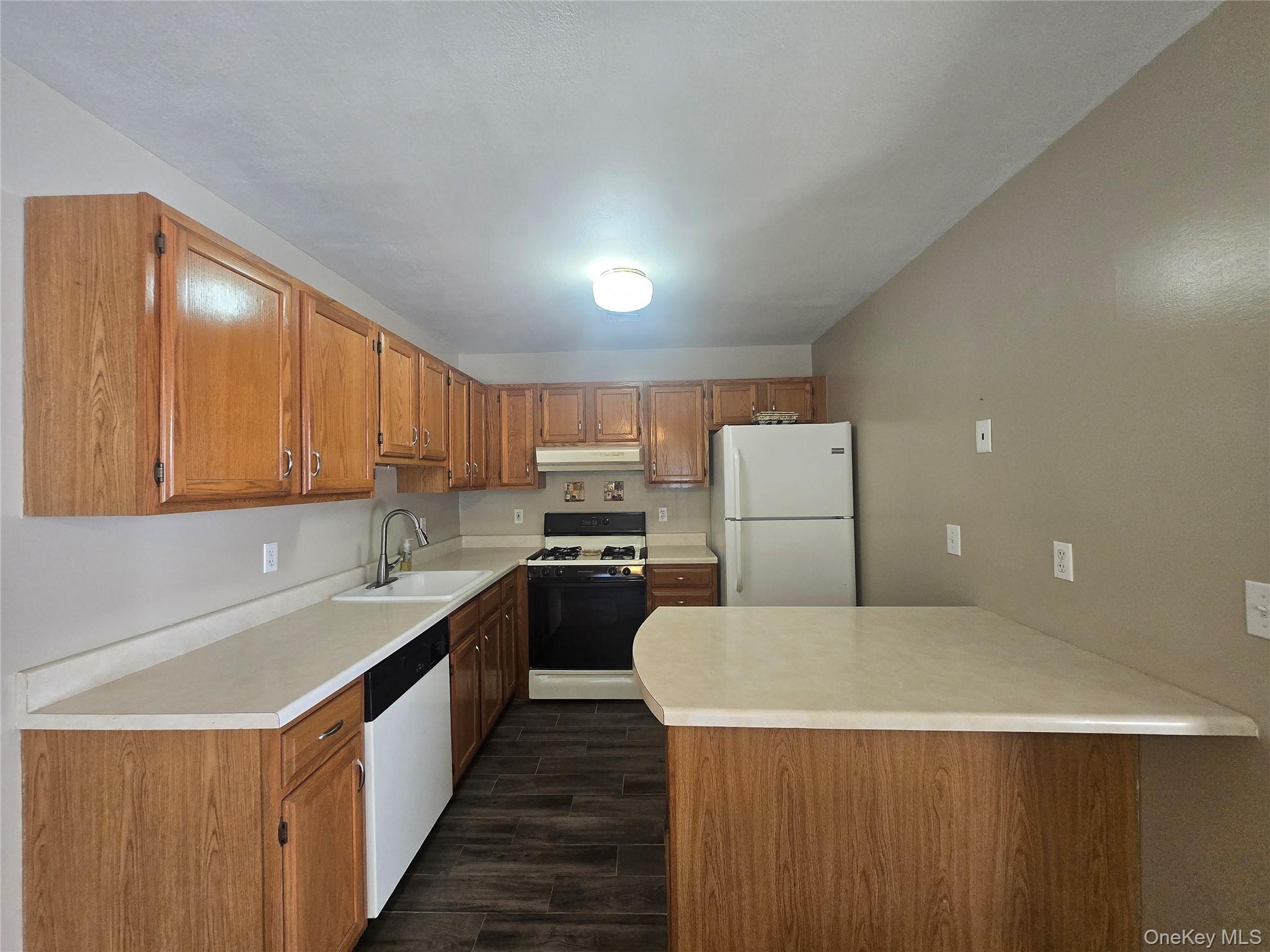 49 Jimal Drive Property Photo 13