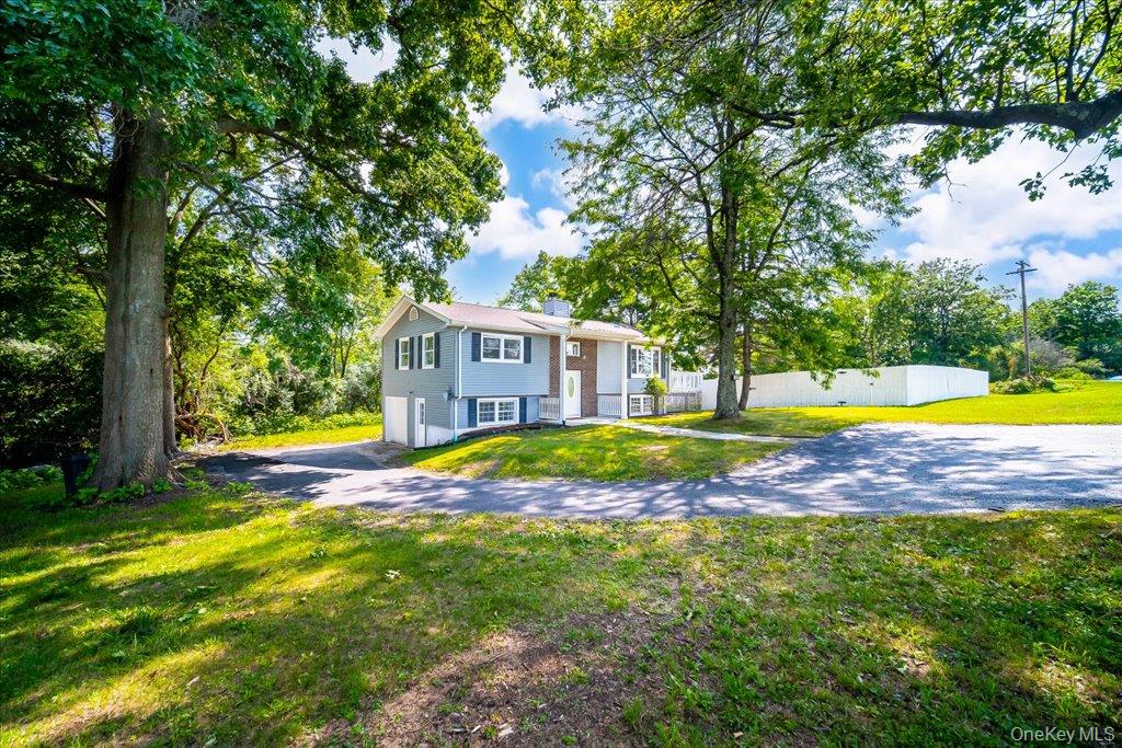 225 Knoell Road Property Photo 3
