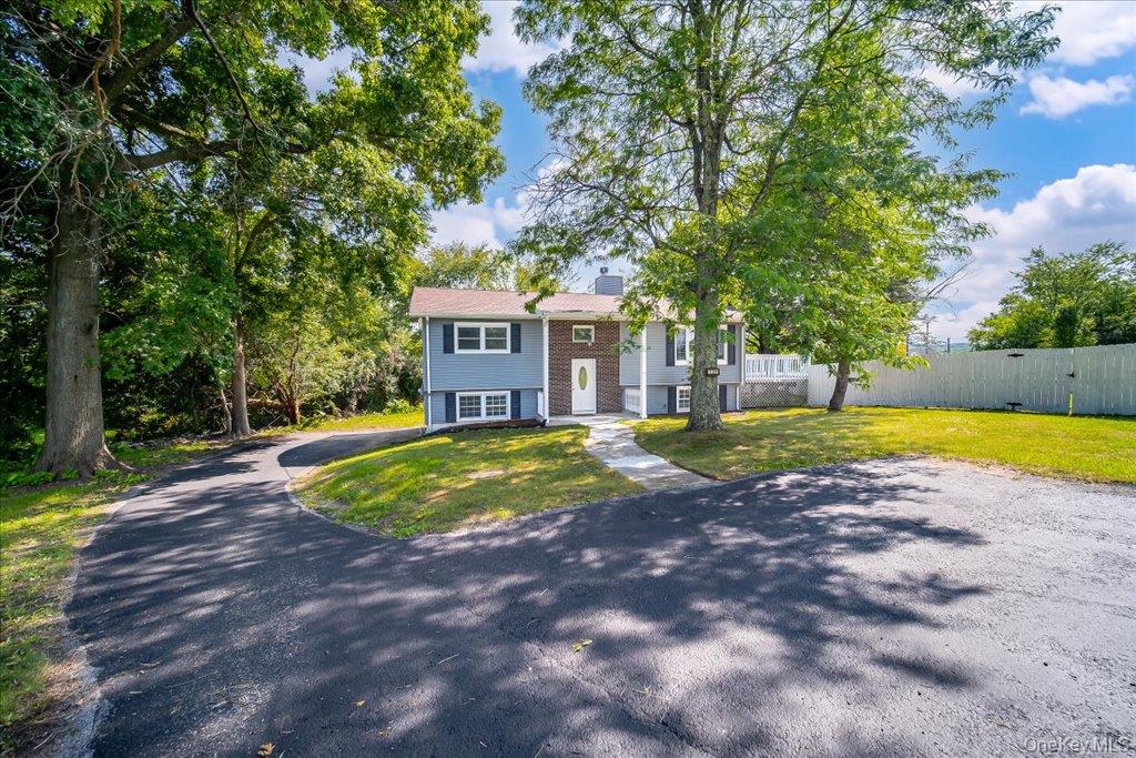 225 Knoell Road Property Photo 4