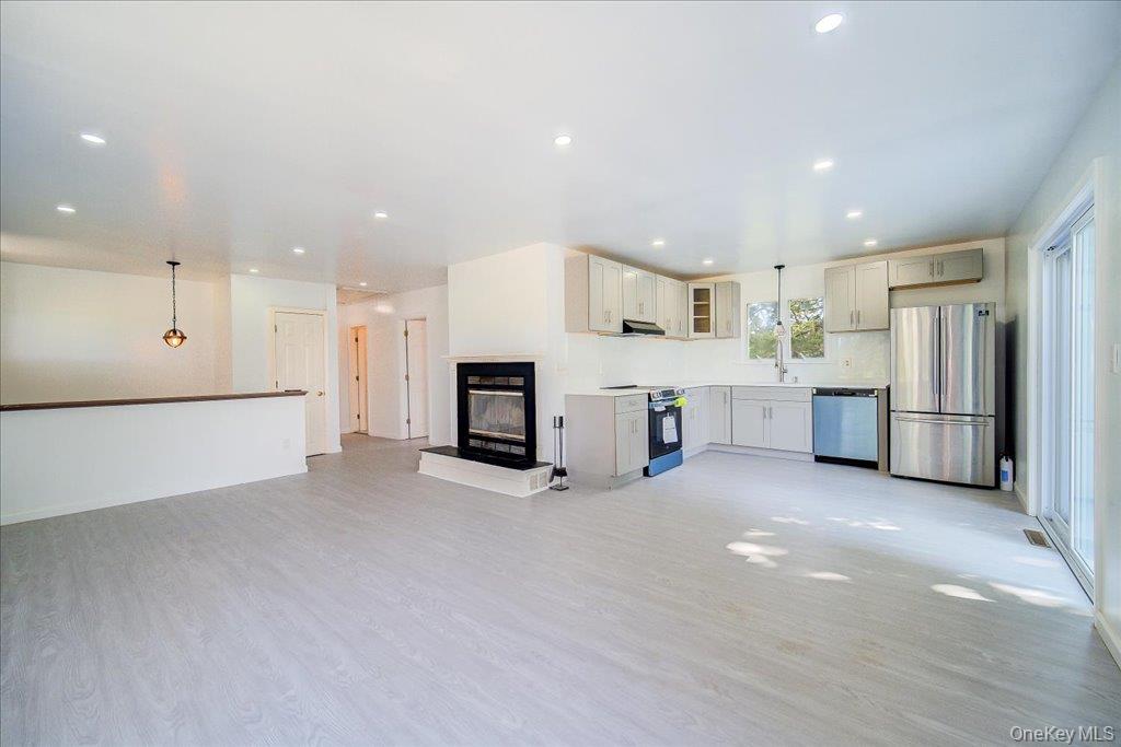 225 Knoell Road Property Photo 12