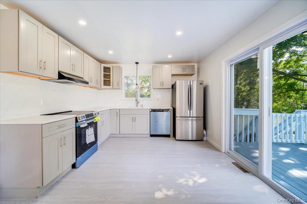 225 Knoell Road Property Photo 16
