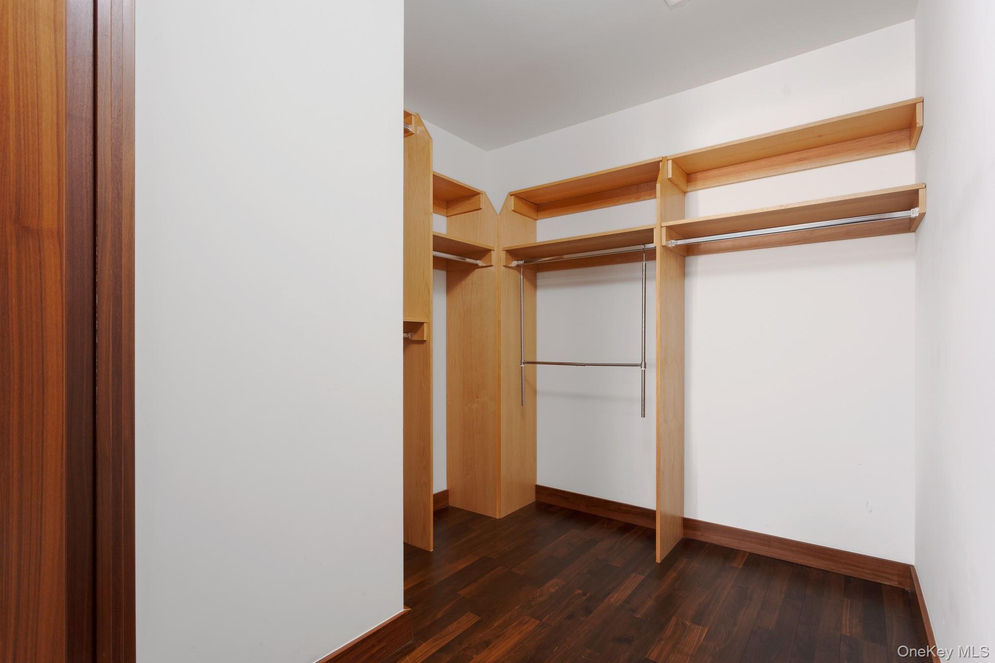 400 Fifth Avenue Property Photo 13