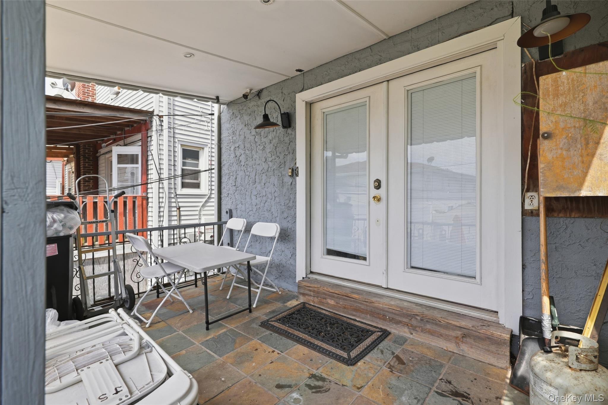 140 E Pine Street Property Photo 23