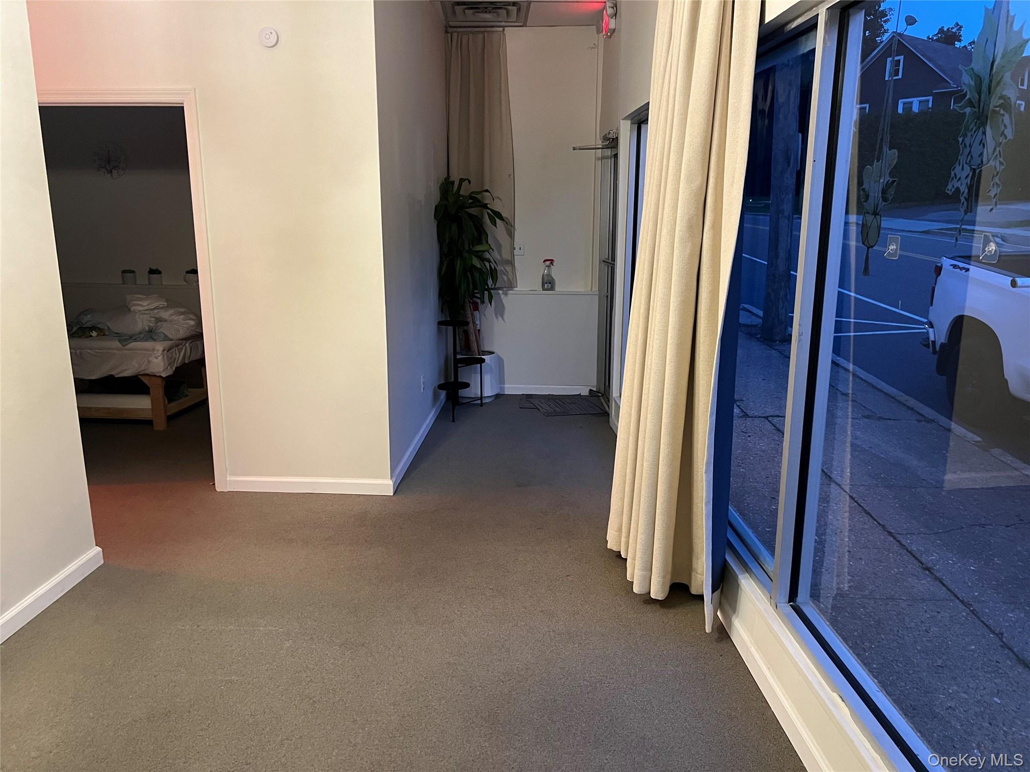 2-8 A Forest Avenue 5 Property Photo 10