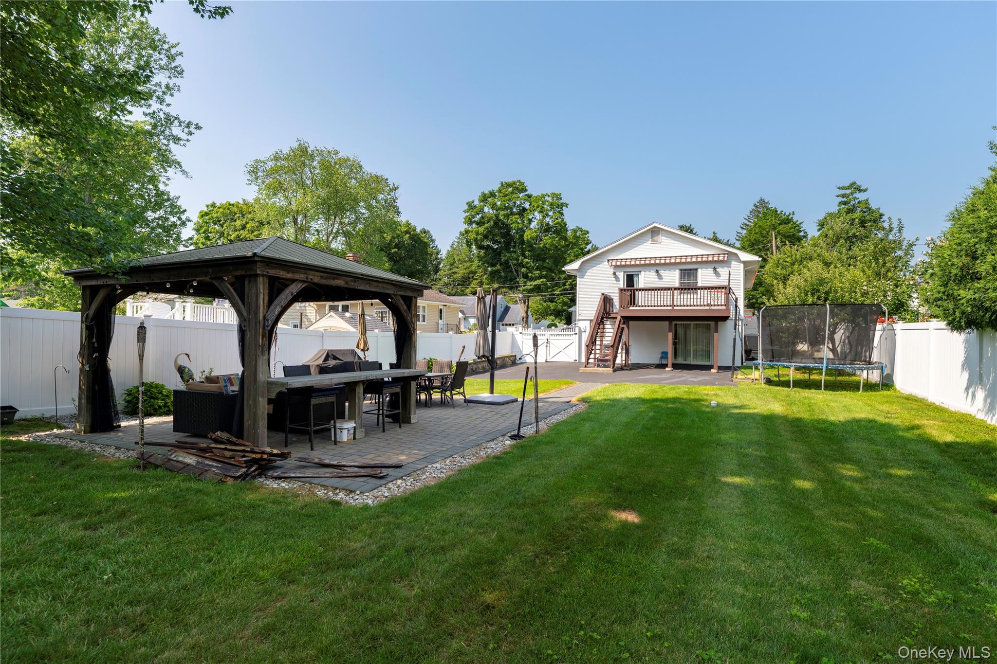 1704 Paine Street Property Photo 25