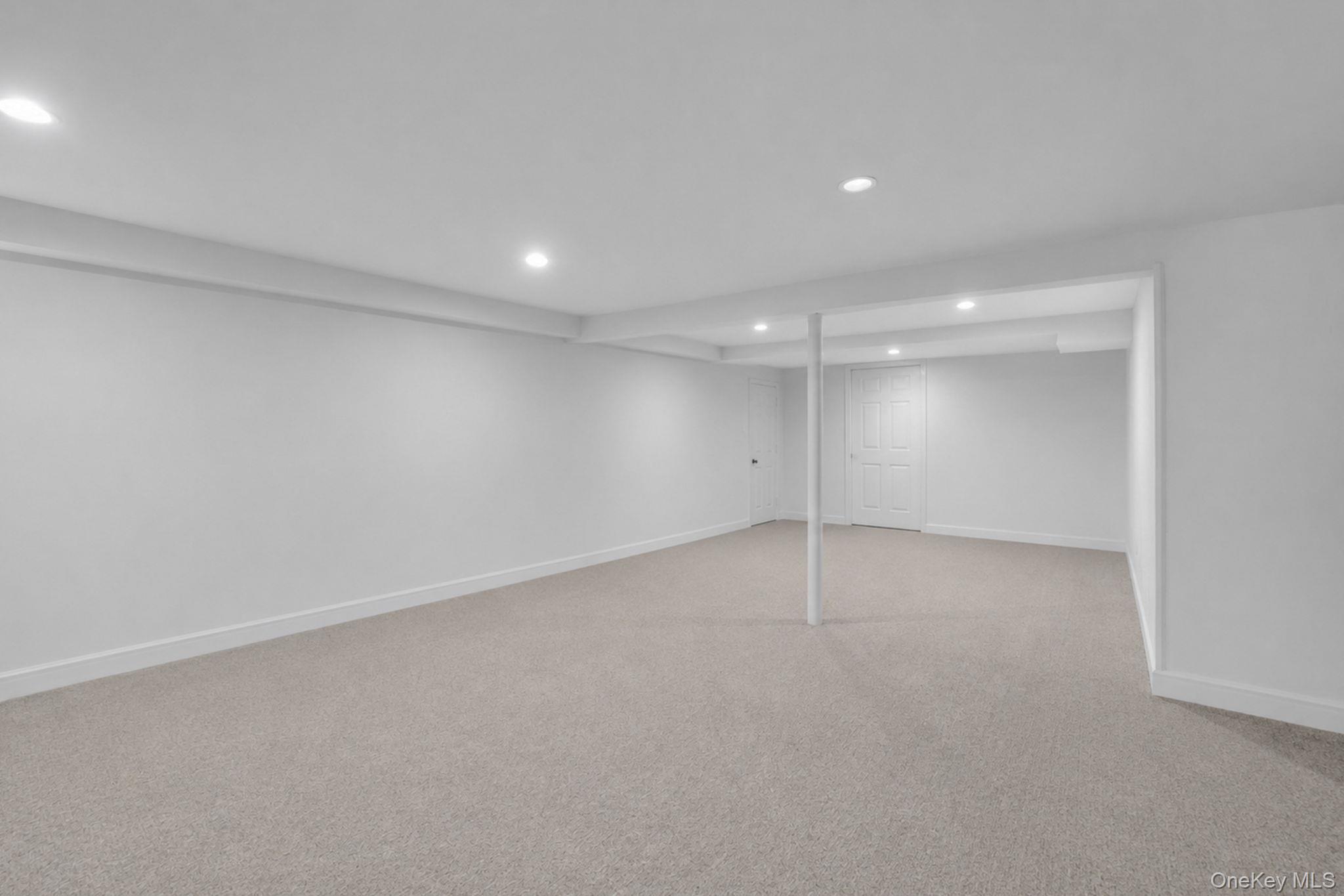 93 Deauville Boulevard Property Photo 24
