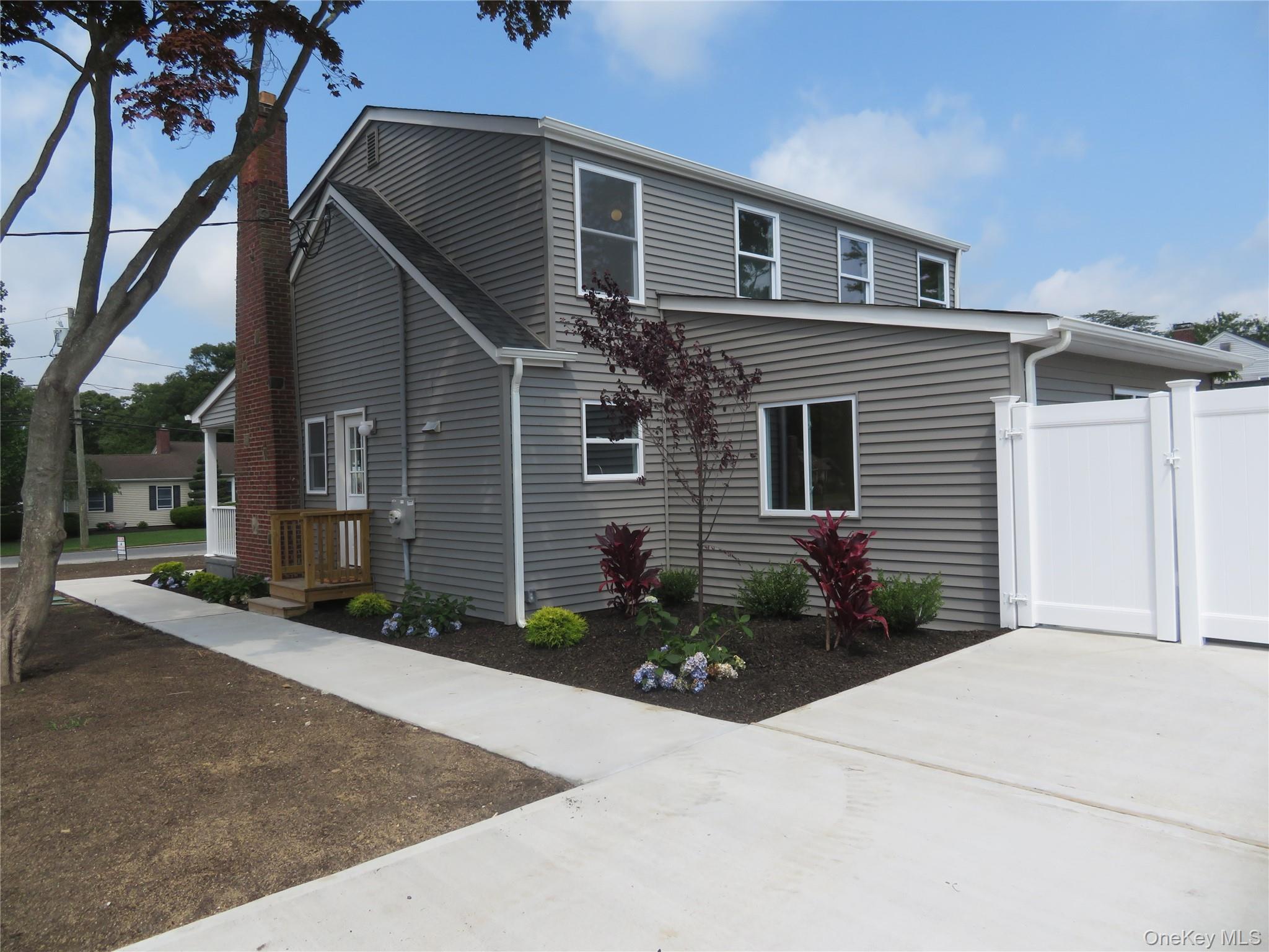 271 Washington Avenue Property Photo 4